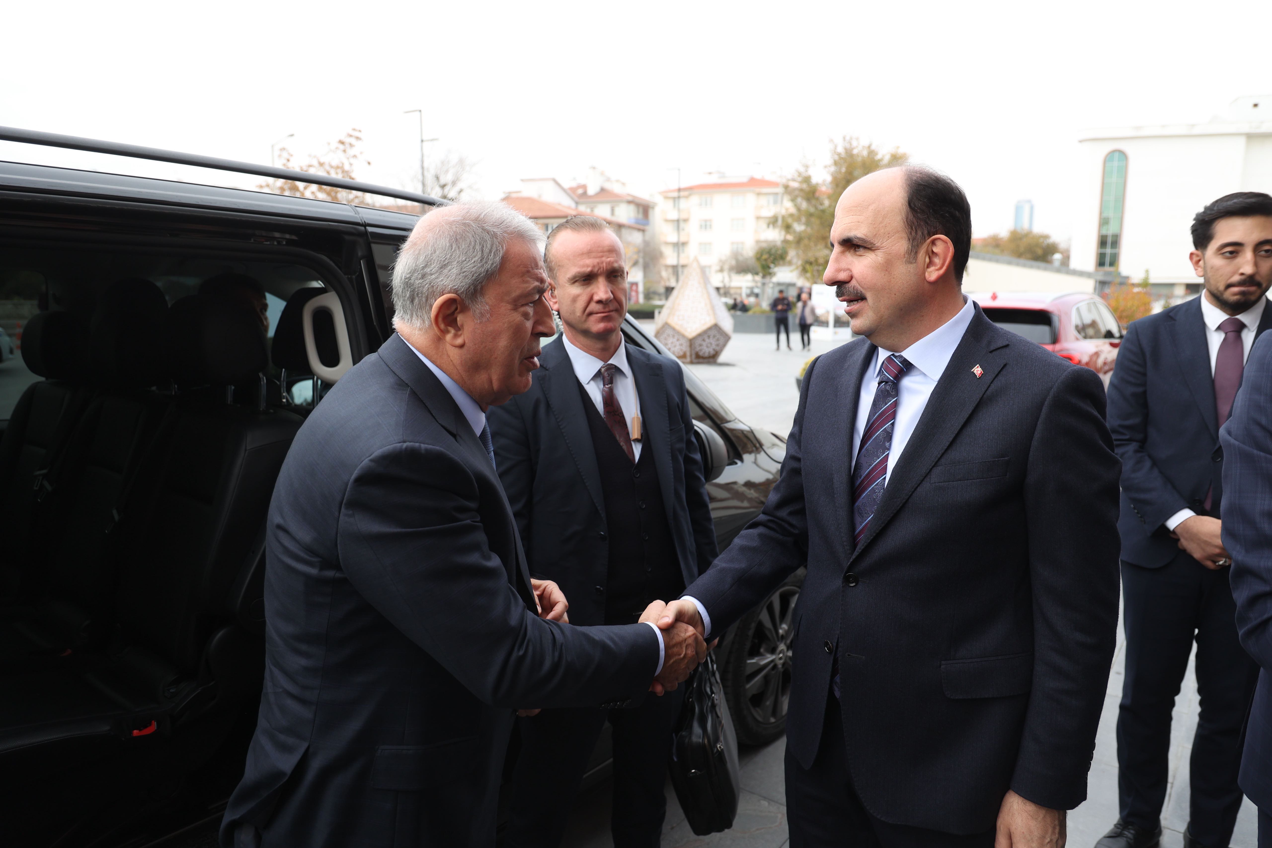 TBMM MİLLİ SAVUNMA KOMİSYONU BAŞKANI AKAR BAŞKAN ALTAY’I ZİYARET ETTİ
