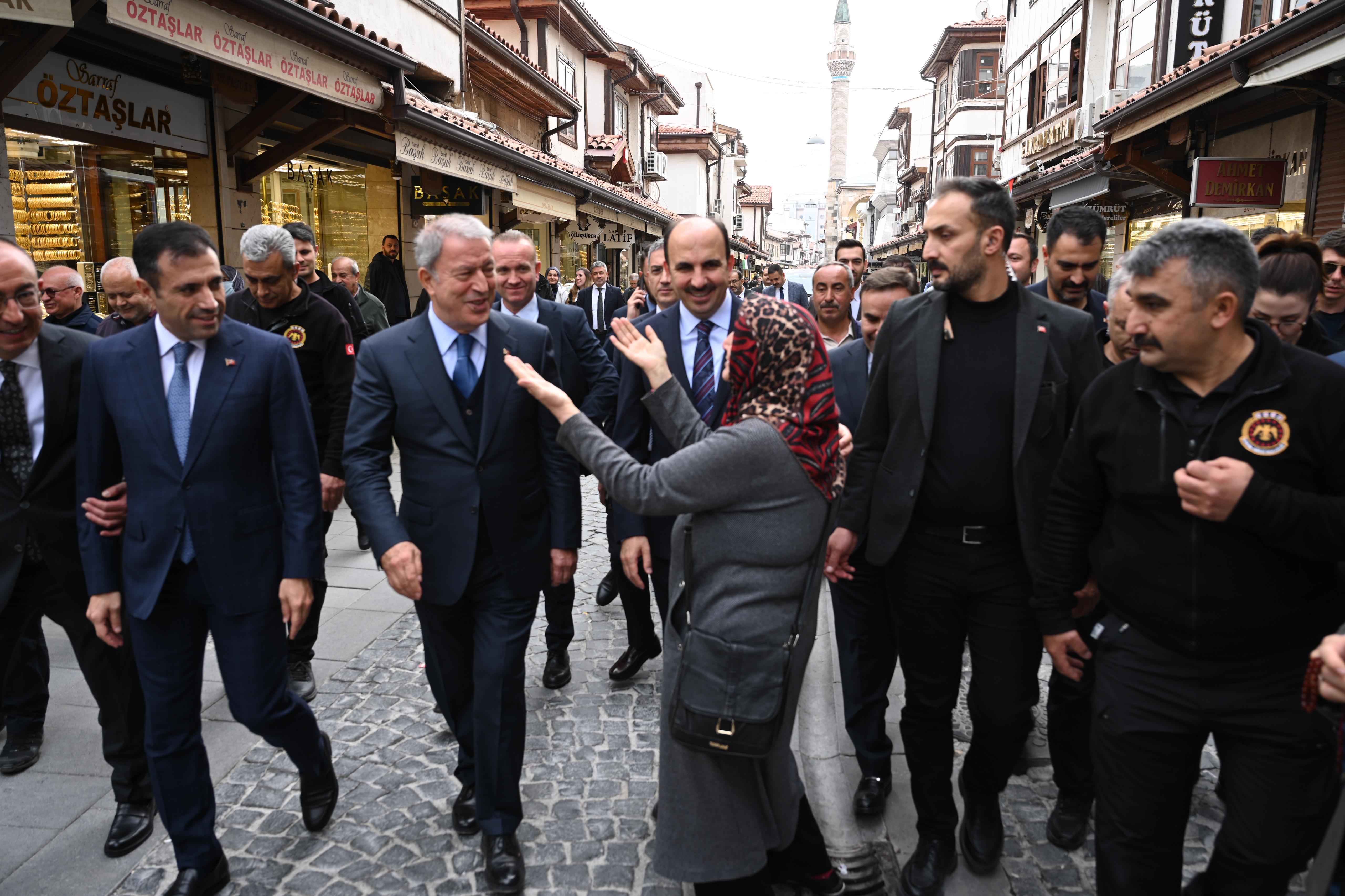 TBMM MİLLİ SAVUNMA KOMİSYONU BAŞKANI AKAR BAŞKAN ALTAY’I ZİYARET ETTİ