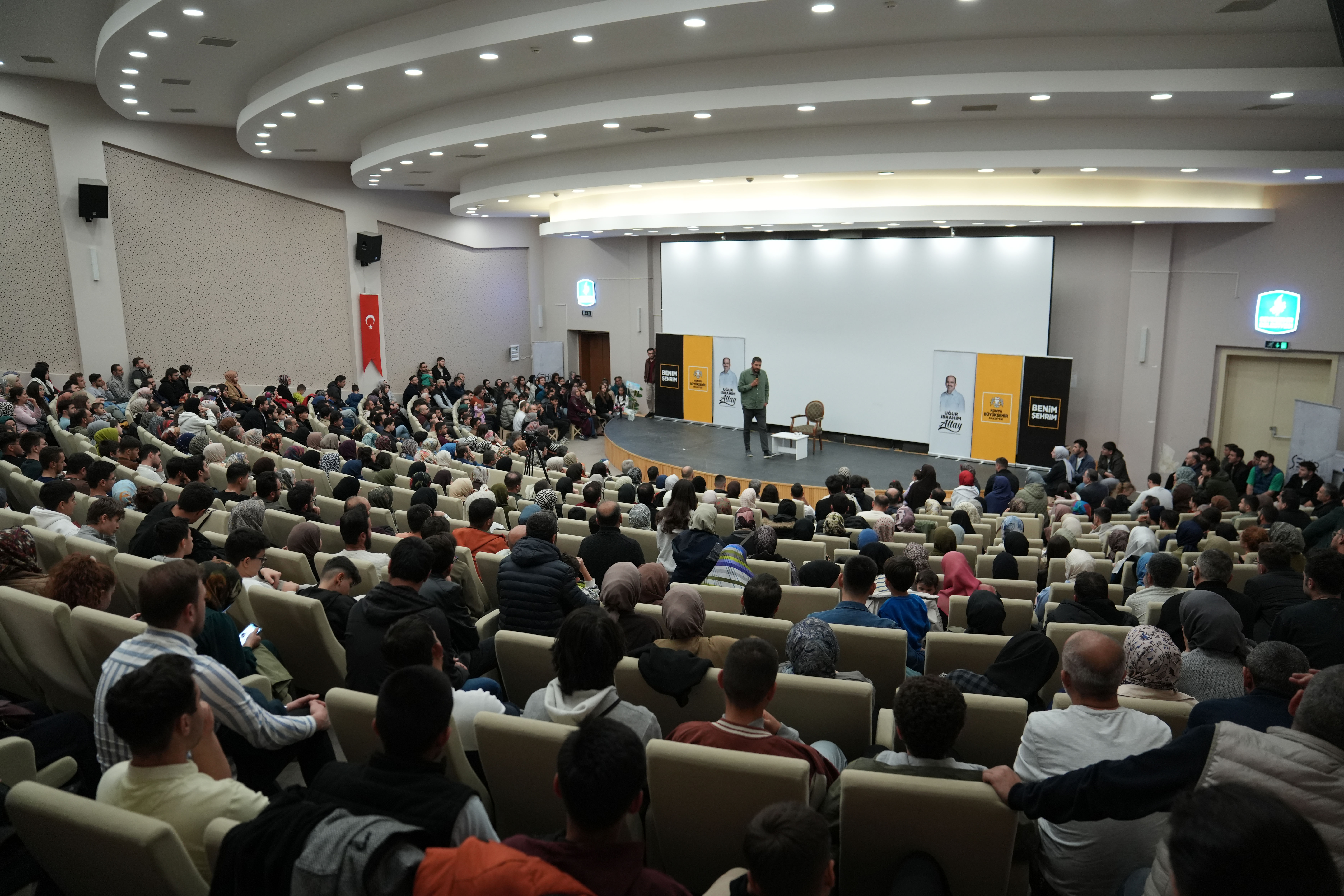 BAŞKAN ALTAY, İLÇELERDE YAŞAYAN KONYALILARI ŞEHİR KONFERANSLARI’NA DAVET ETTİ