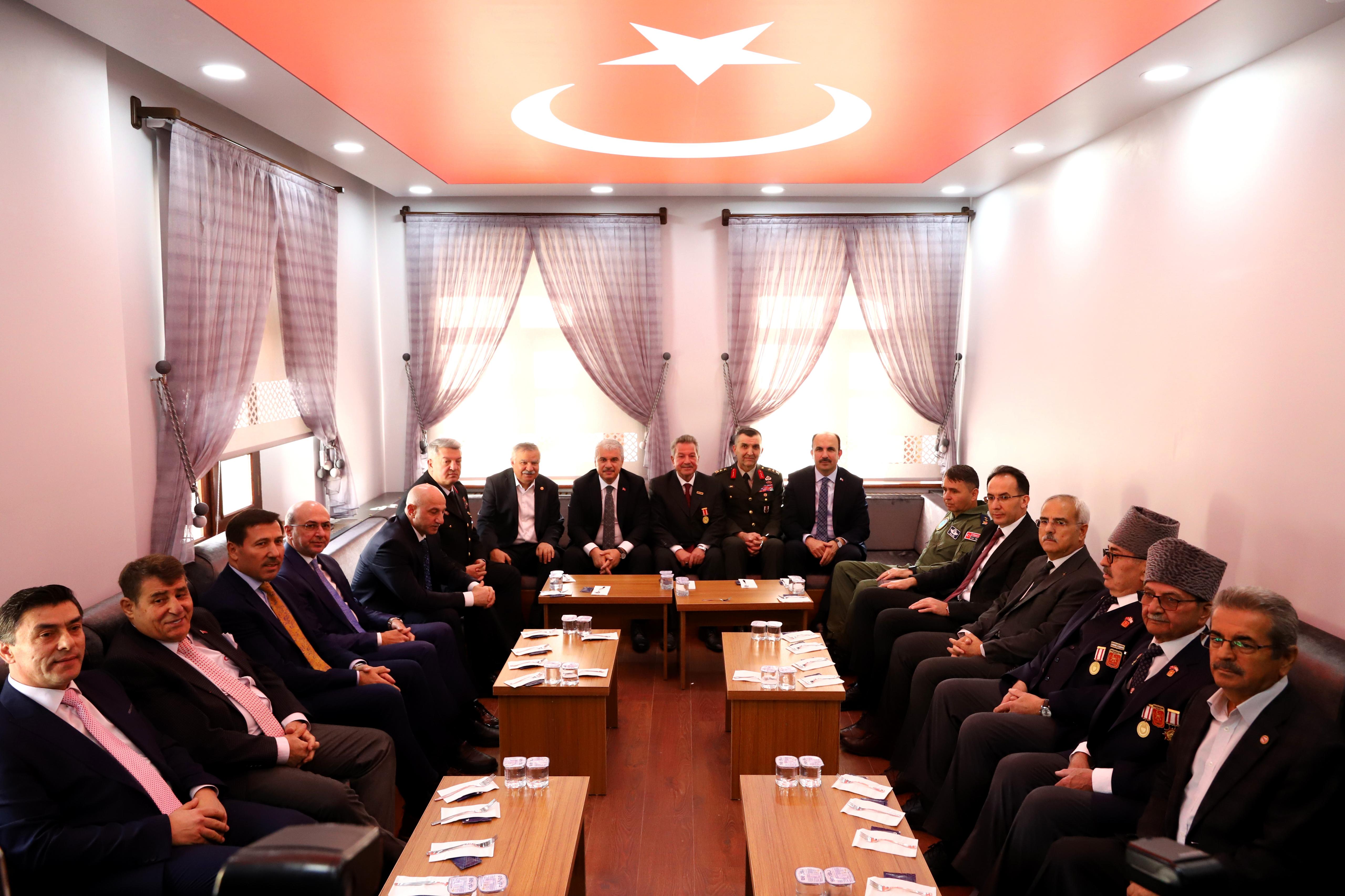 KONYA BÜYÜKŞEHİR TARAFINDAN YENİLENEN ŞEHİT AİLELERİ DERNEĞİ BİNASININ AÇILIŞI DUALARLA YAPILDI