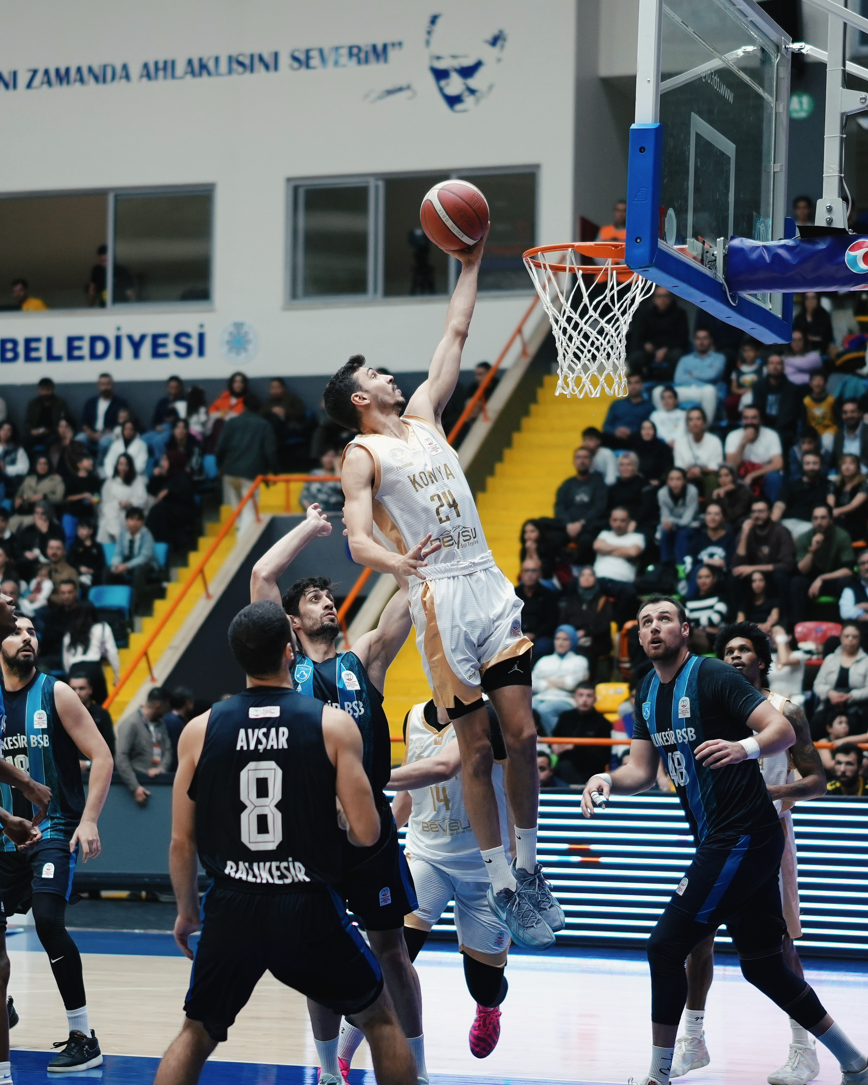 BÜYÜKŞEHİR RAHAT KAZANDI