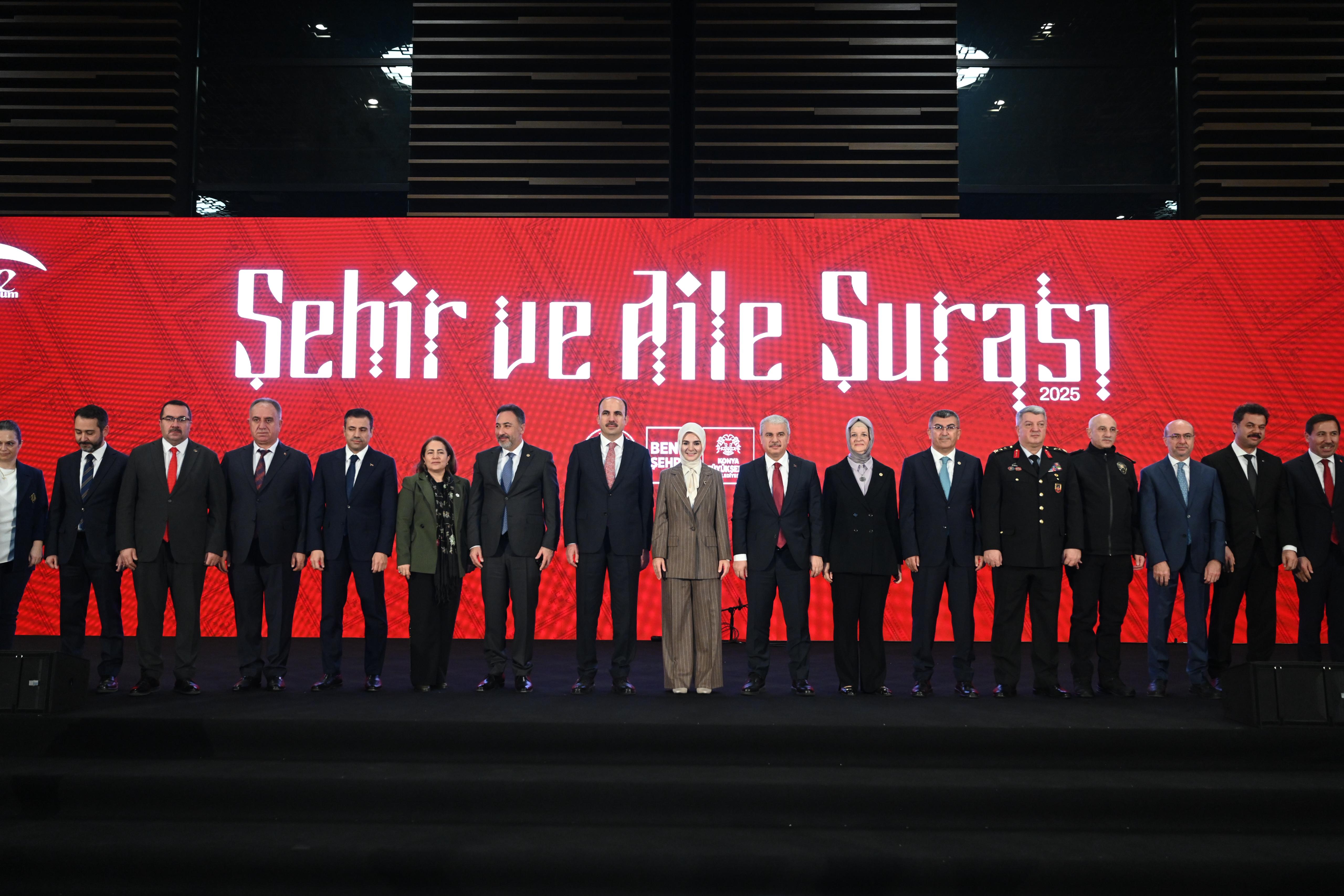 BAKAN GÖKTAŞ: “KONYA AİLE DOSTU ŞEHİRCİLİK ANLAYIŞINDA ÖRNEK GÖSTERİLECEK BİR TECRÜBEYE SAHİP”