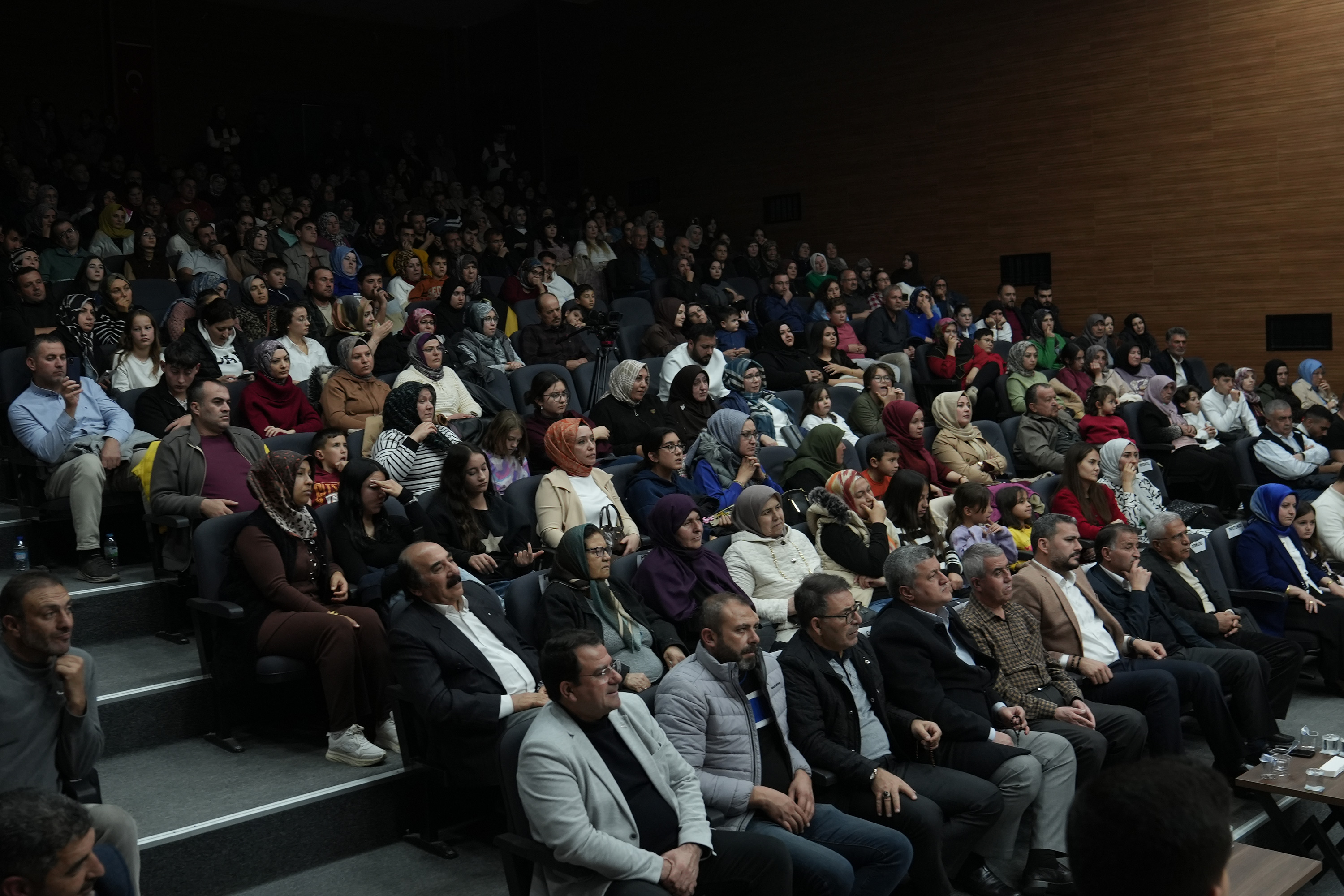 KONYA BÜYÜKŞEHİR'İN ŞEHİR KONFERANSLARI ARALIK AYINDA DA DEVAM EDECEK