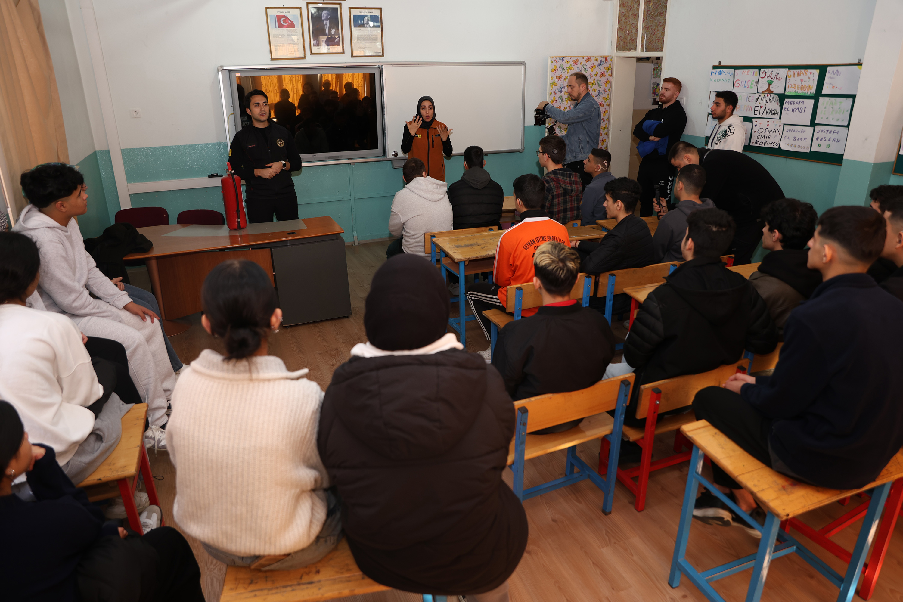KONYA BÜYÜKŞEHİR, ÖZEL GEREKSİNİMLİ ÖĞRENCİLERE “AFET VE ACİL DURUM EĞİTİMİ” VERDİ