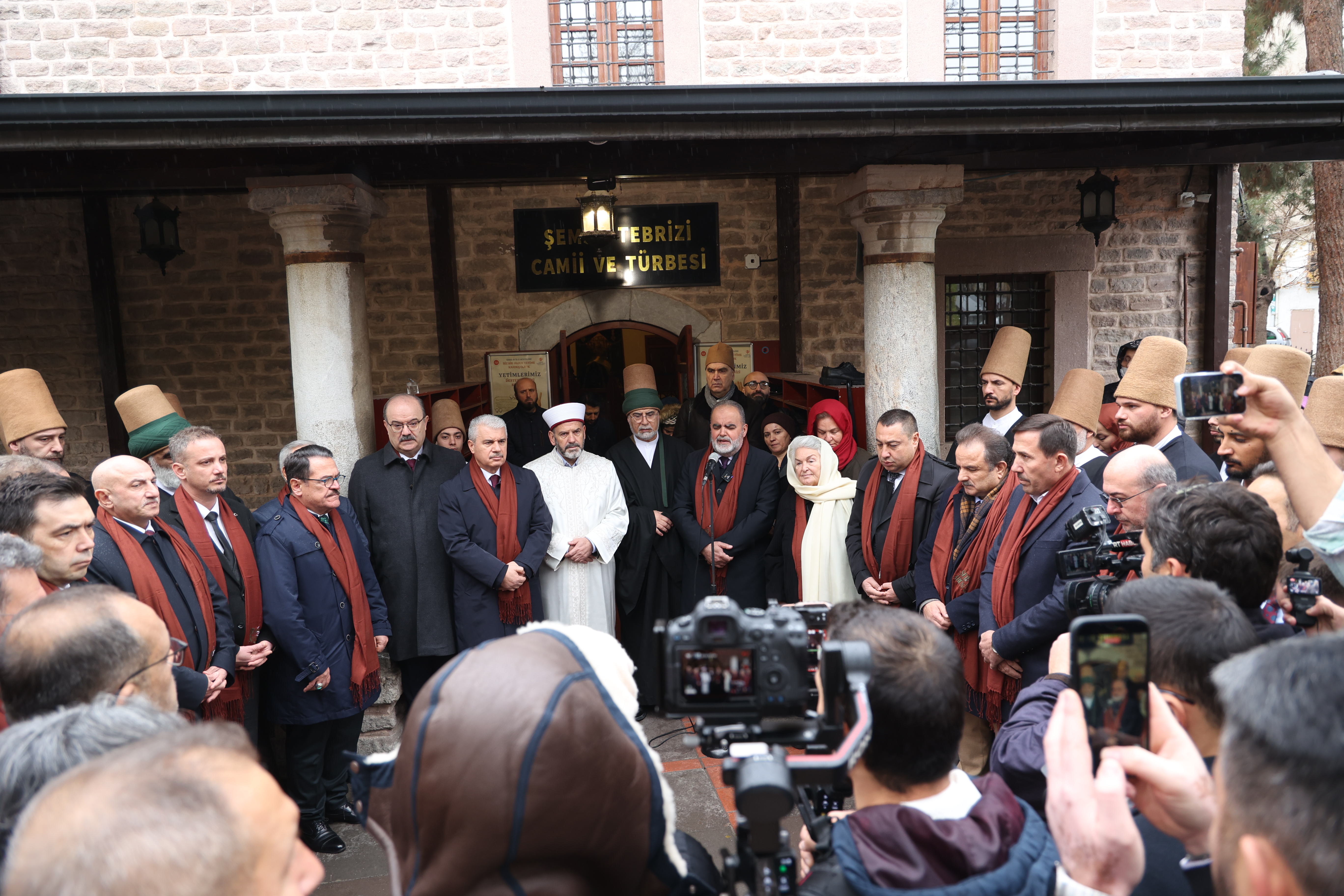 HAZRETİ MEVLANA'NIN 752. VUSLAT YIL DÖNÜMÜ ANMA ETKİNLİKLERİ “HUZUR VAKTİ” TEMASIYLA BAŞLADI