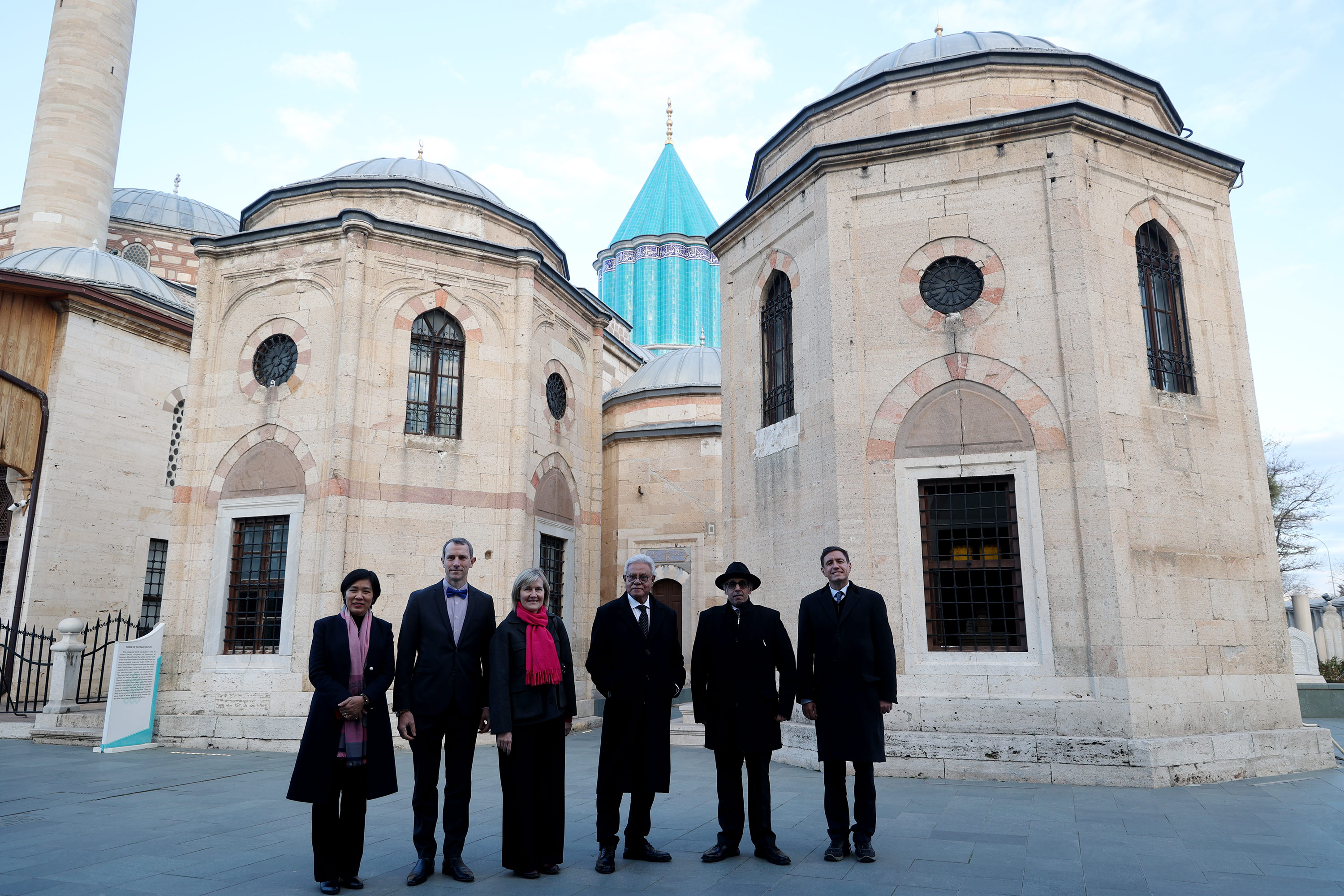 VALİ AKIN İLE BAŞKAN ALTAY YABANCI ÜLKELERİN BÜYÜKELÇİLERİNİ VE EŞLERİNİ AĞIRLADI