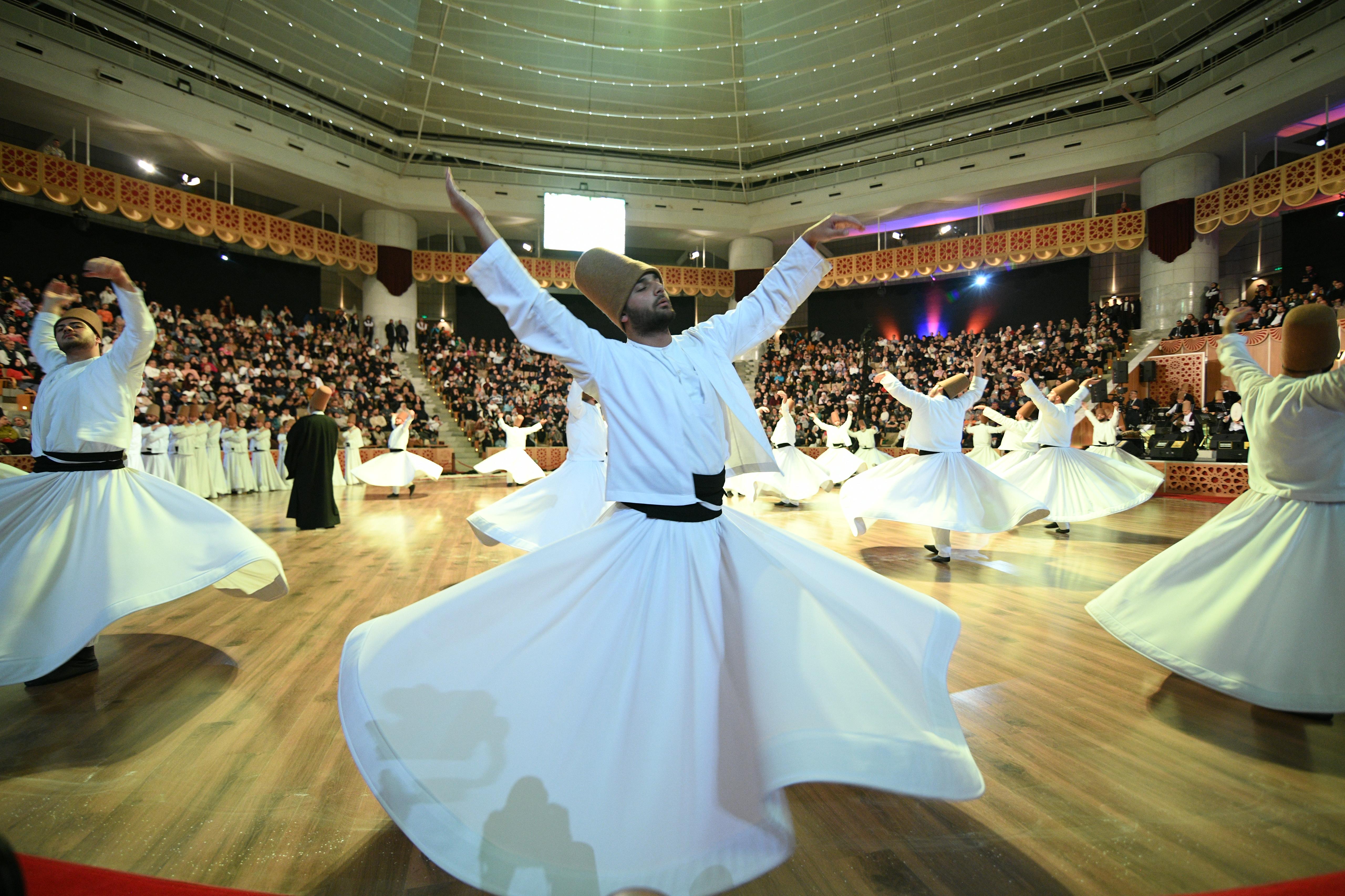 DÜNYANIN DÖRT BİR YANINDAN MEVLANA DOSTLARI 752. ŞEB-İ ARUS’TA BULUŞTU