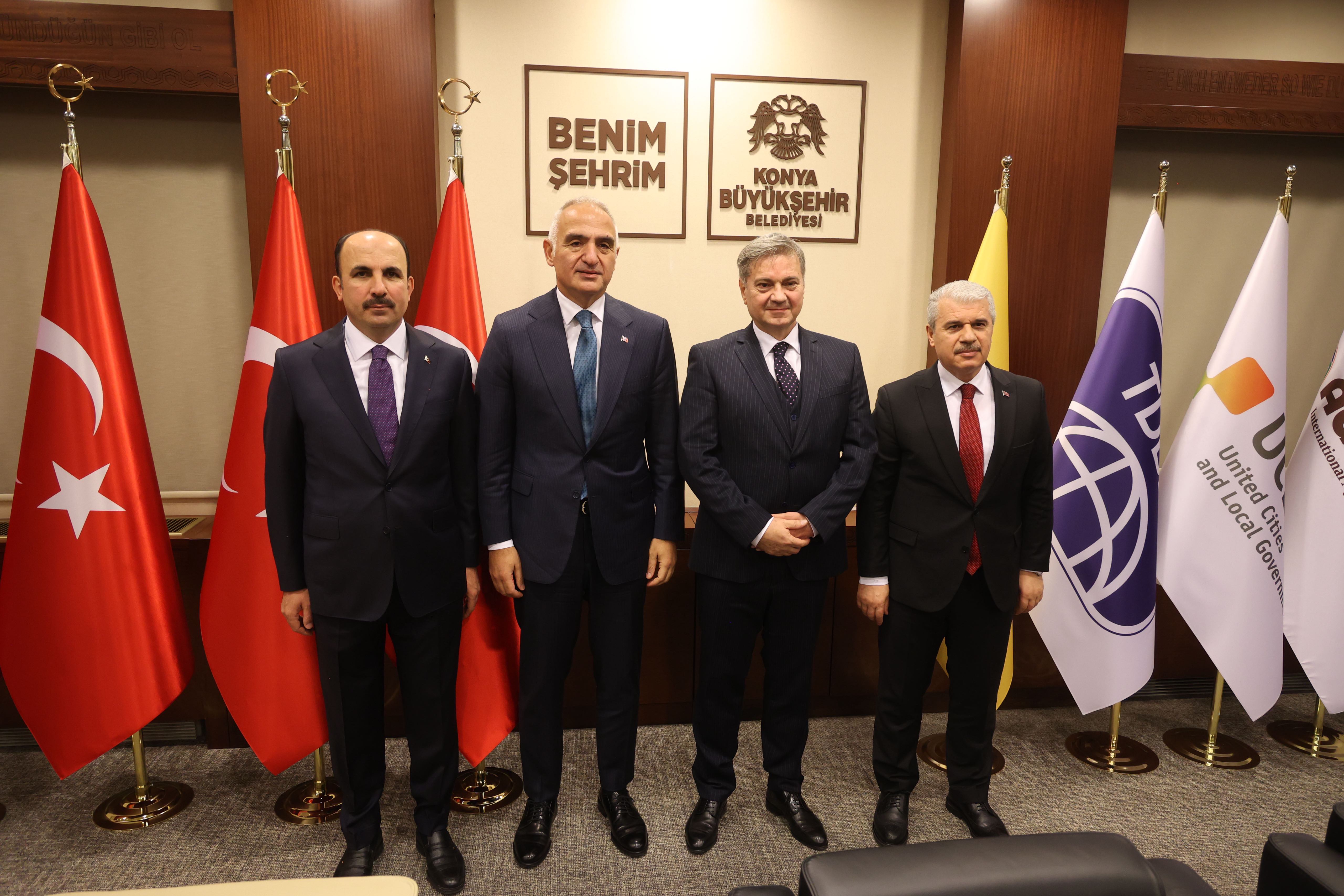 KONYA TURİZMİNİN 5 YILLIK MASTER PLANI BAKAN ERSOY’UN KATILDIĞI TOPLANTIDA ELE ALINDI