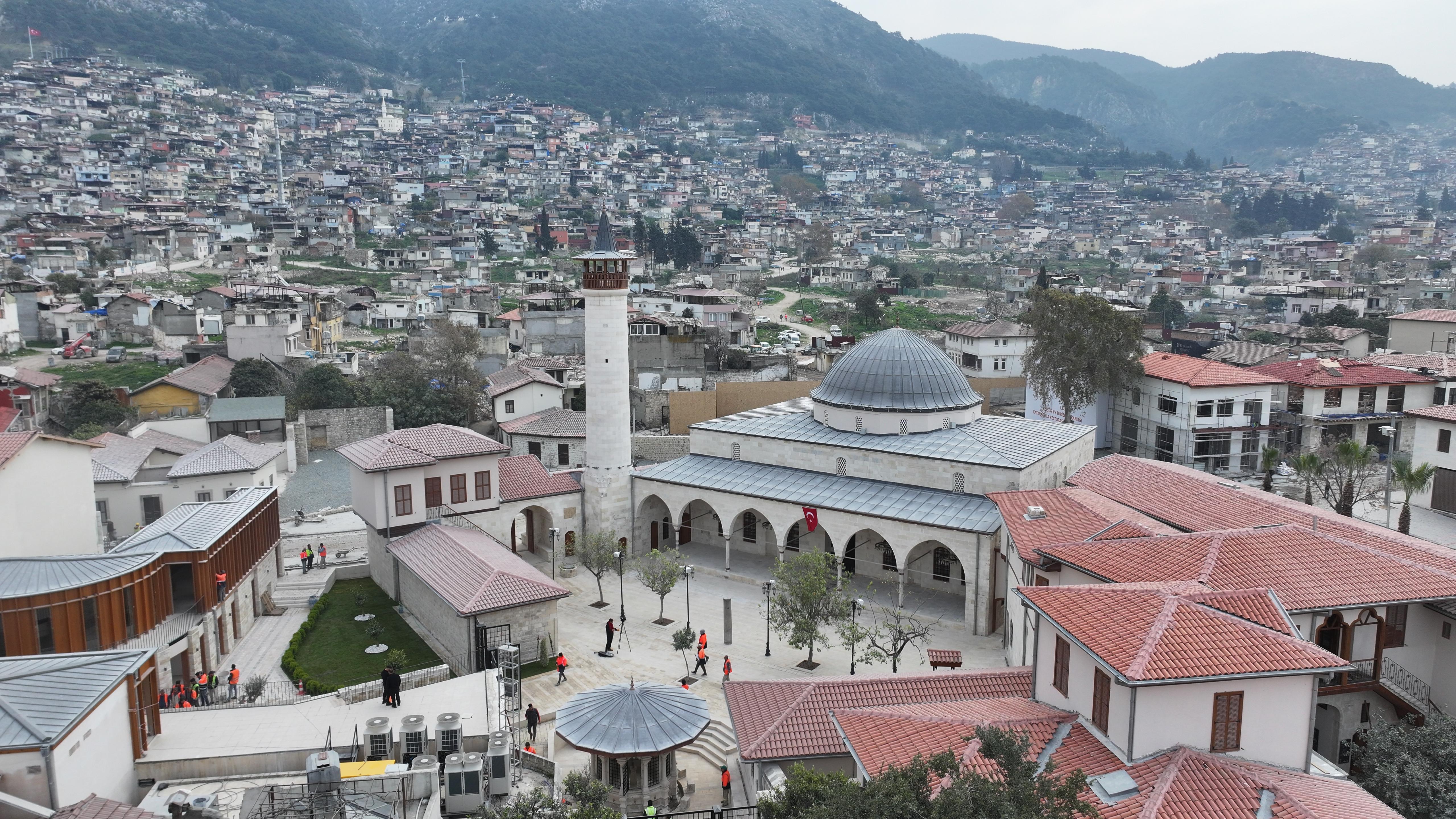 BAŞKAN ALTAY: “TARİHİN TOZLU SAYFALARINI KİM AÇARSA KONYA’NIN HATAY’DA YAPTIKLARINI VE HABİB-İ NECCAR CAMİİ’NİN RESTORASYONUNU GÖRECEK”