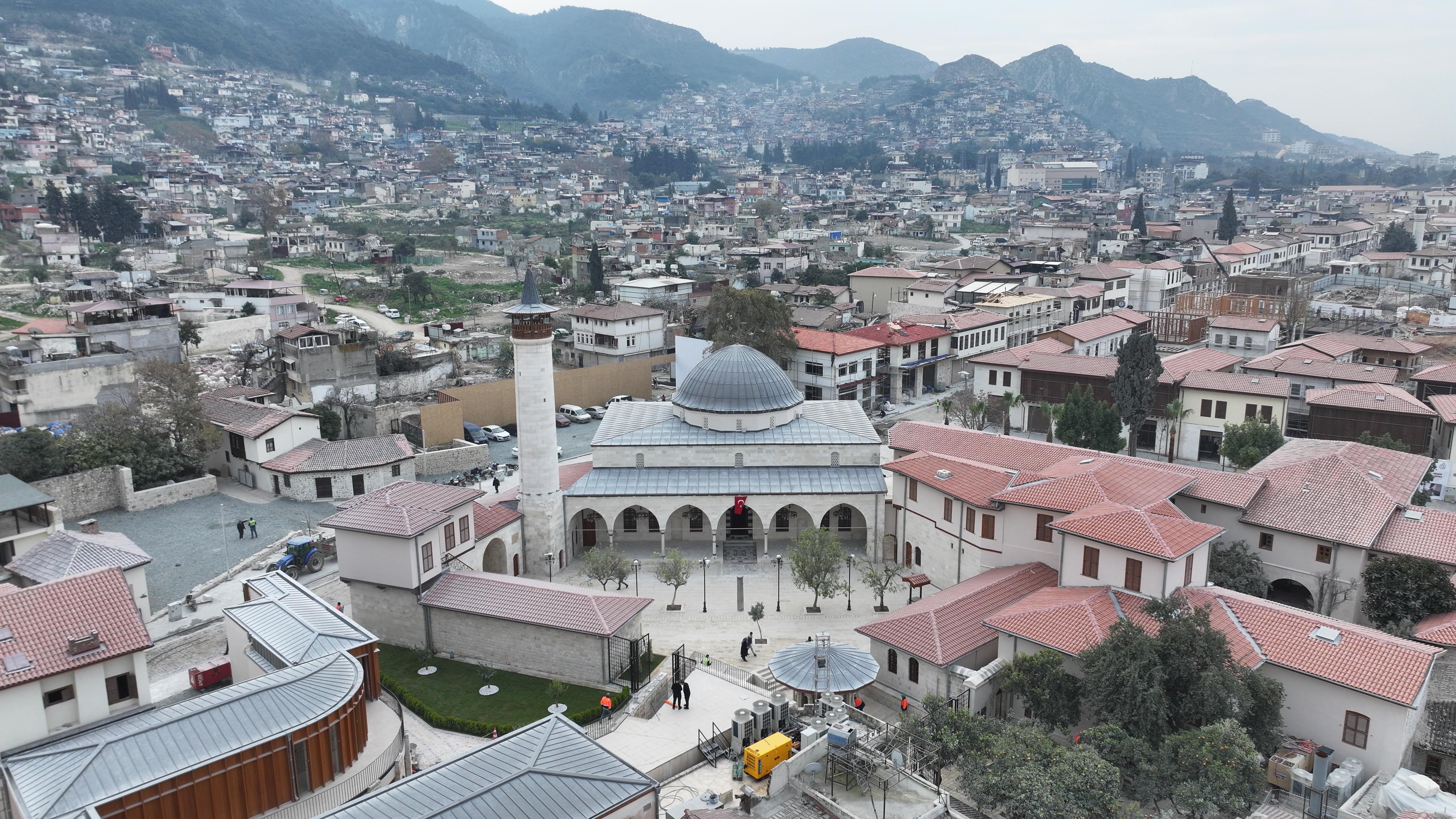 BAŞKAN ALTAY: “TARİHİN TOZLU SAYFALARINI KİM AÇARSA KONYA’NIN HATAY’DA YAPTIKLARINI VE HABİB-İ NECCAR CAMİİ’NİN RESTORASYONUNU GÖRECEK”