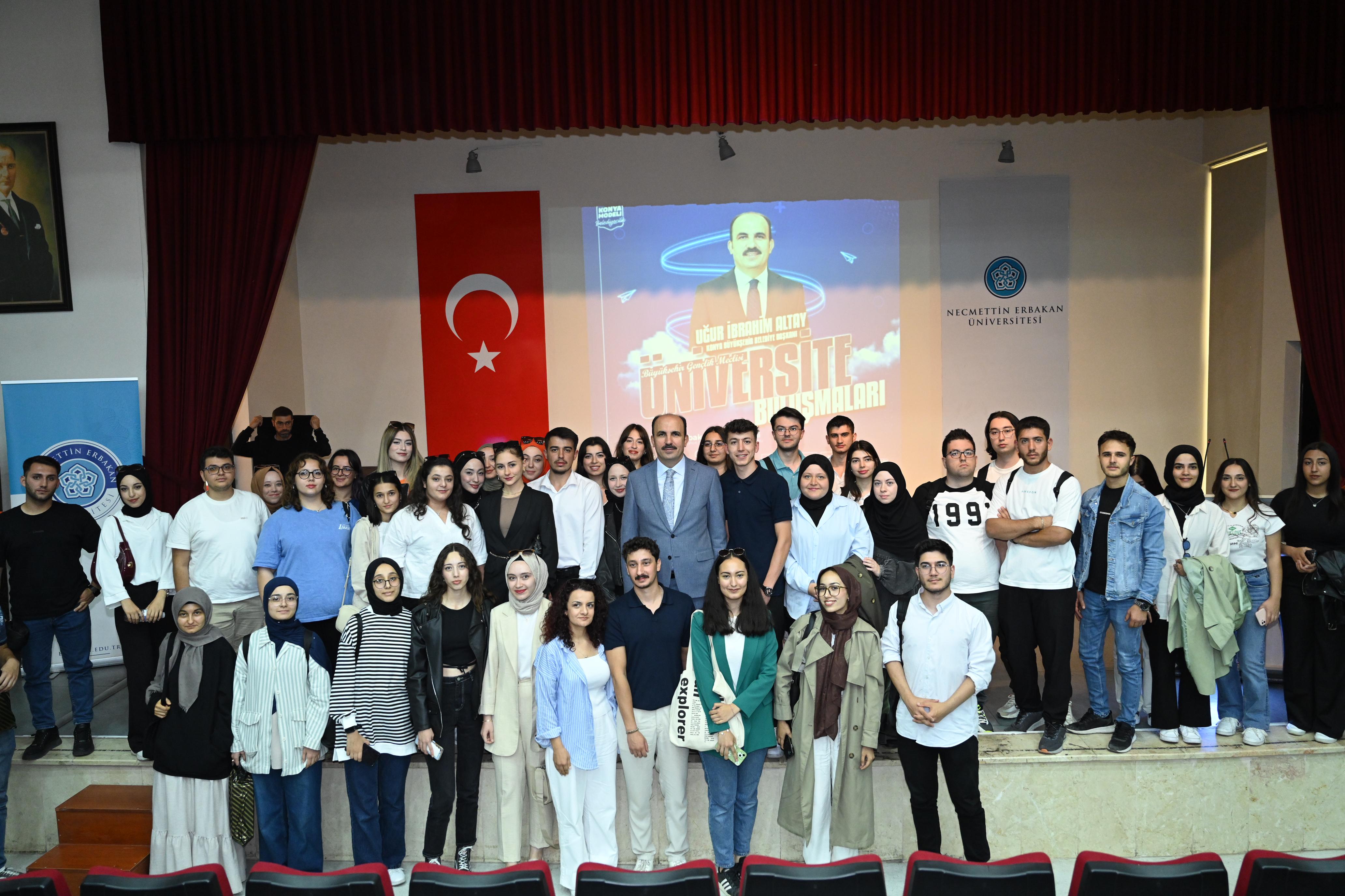 BAŞKAN ALTAY: “TÜRKİYE’NİN EN UCUZ ÖĞRENCİ ULAŞIMI KONYA’DA”