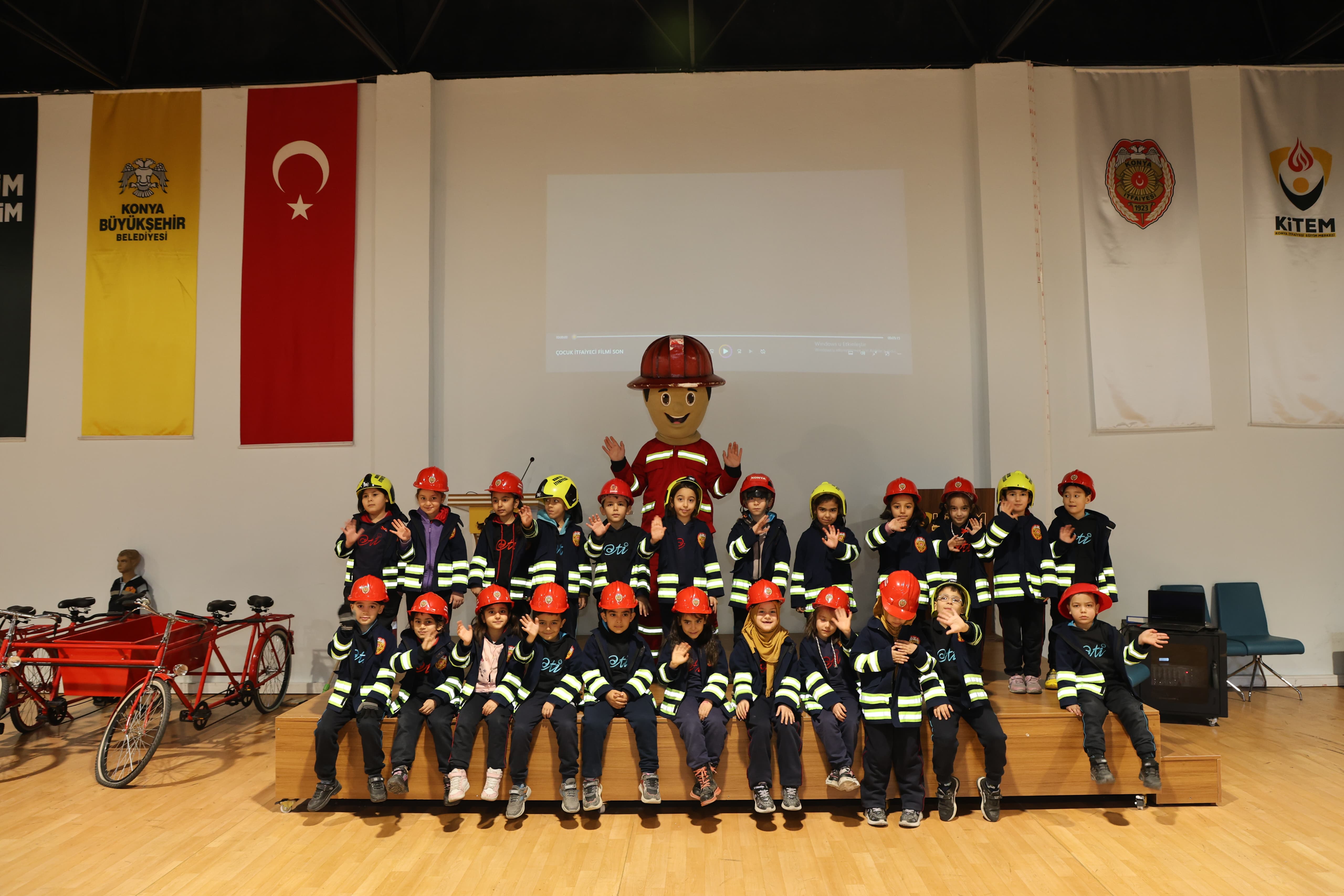KONYA İTFAİYESİ 2025’TE 15 BİN 497 OLAYA MÜDAHALE ETTİ