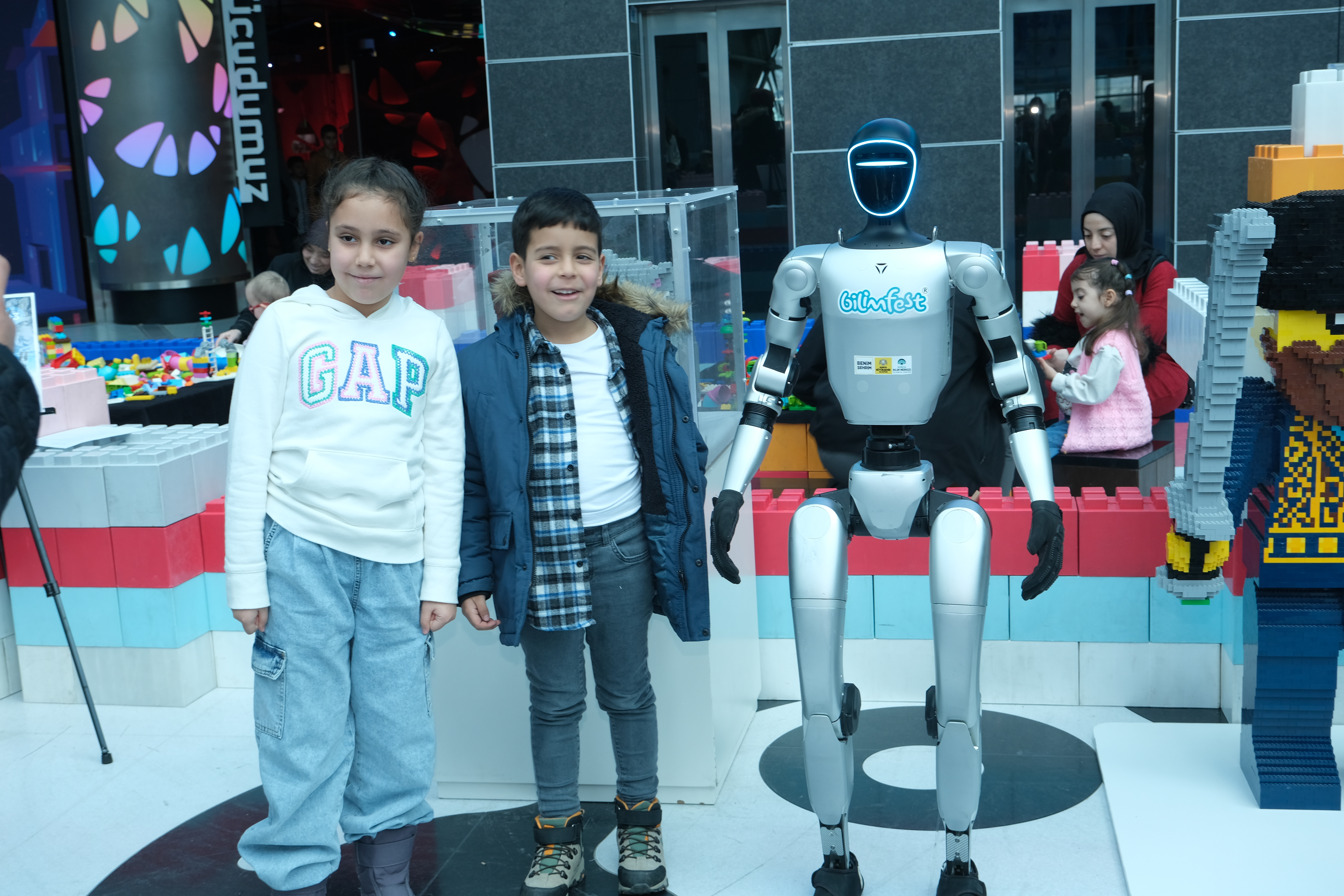 BAŞKAN ALTAY TÜM ÇOCUKLARI VE AİLELERİNİ ARA TATİLDE KONYA BİLİM MERKEZİ’NE DAVET ETTİ