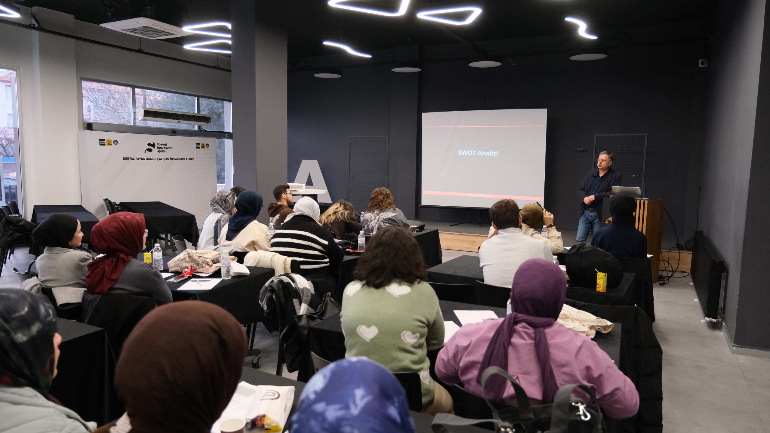 BU DERS SİA’DAYIZ PROGRAMI ÜNİVERSİTELERİ SOSYAL İNOVASYONLA BULUŞTURUYOR