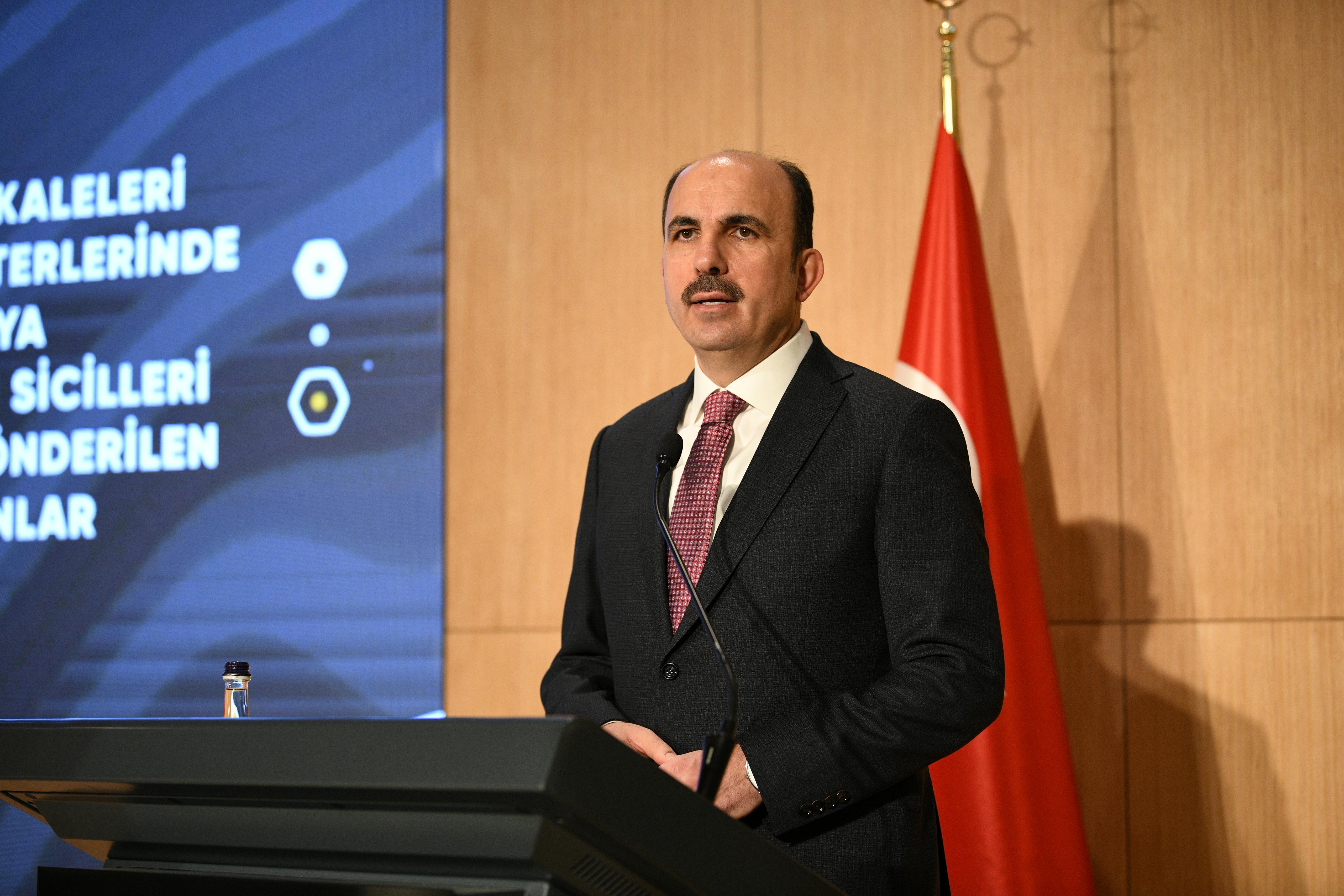 BAŞKAN ALTAY: “POPÜLER OLMAYI DEĞİL, KALICI OLMAYI AMAÇLIYORUZ”