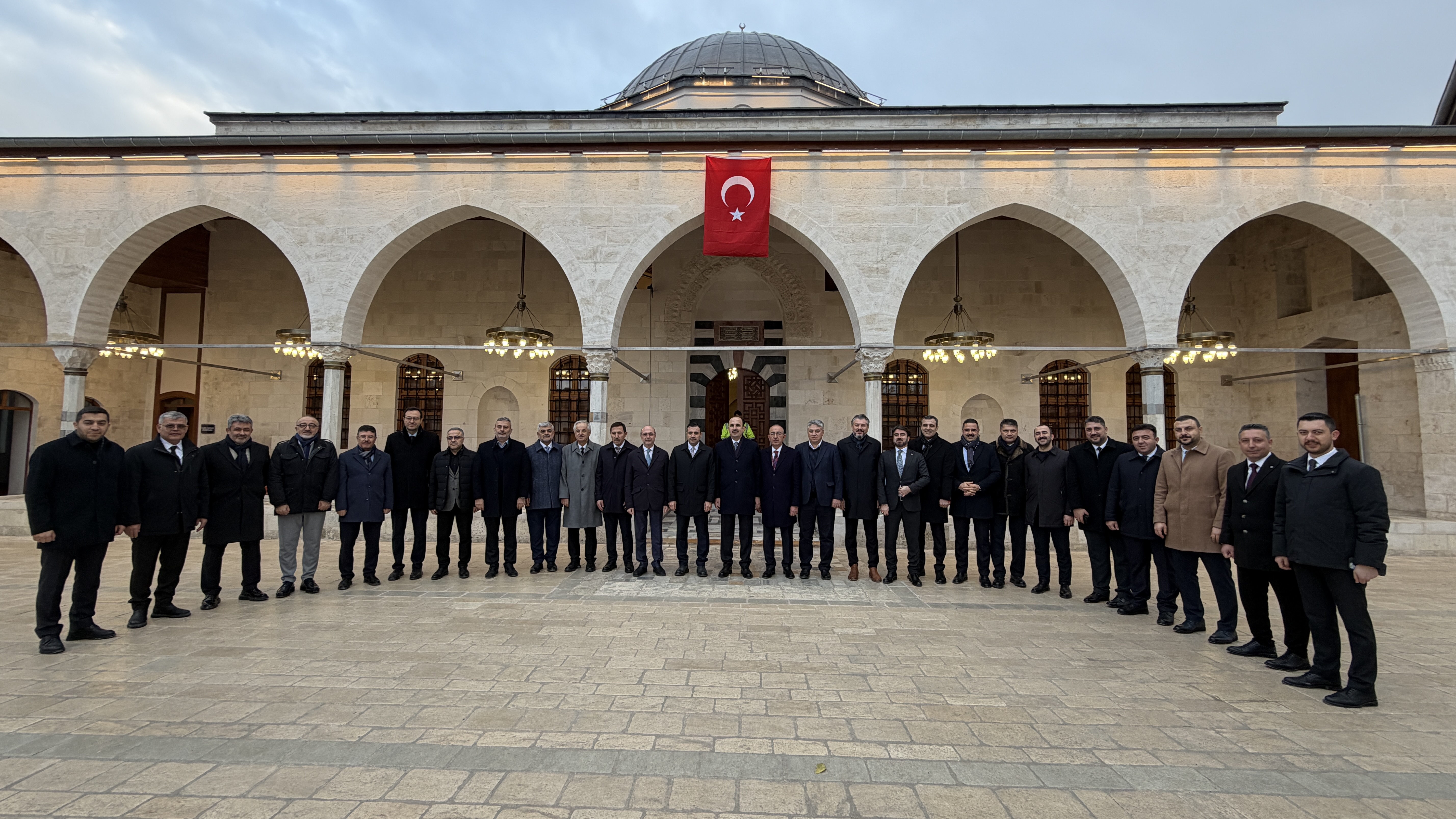 BAŞKAN ALTAY: “DEPREM SONRASI DEVLET-MİLLET İŞ BİRLİĞİYLE ORTAYA KONAN İRADE BİRLİK OLDUĞUMUZDA NELERİ BAŞARABİLECEĞİMİZİ GÖSTERMİŞTİR”