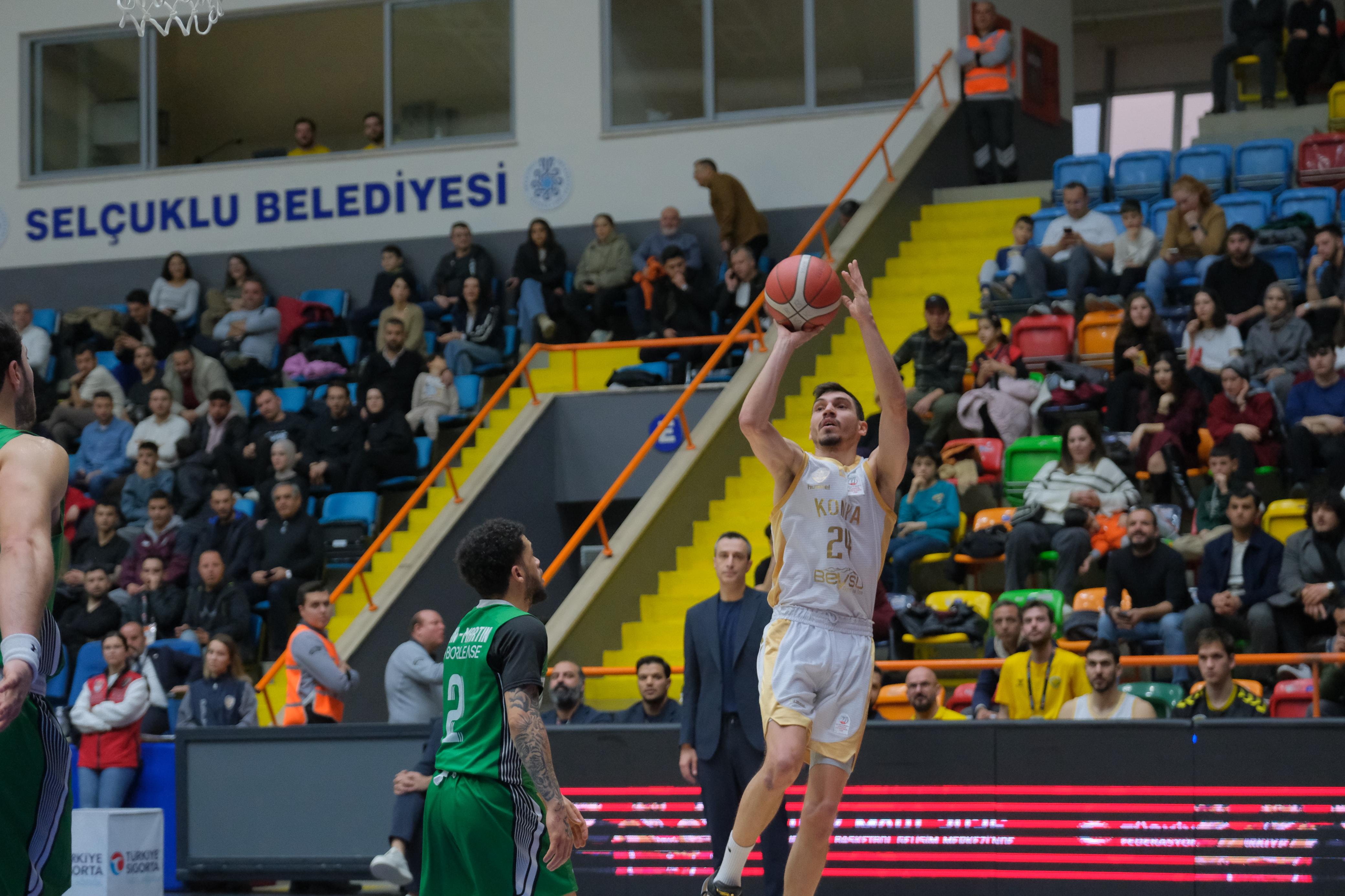 BÜYÜKŞEHİR BELEDİYESPOR, DARÜŞŞAFAKA’YI RAHAT GEÇTİ