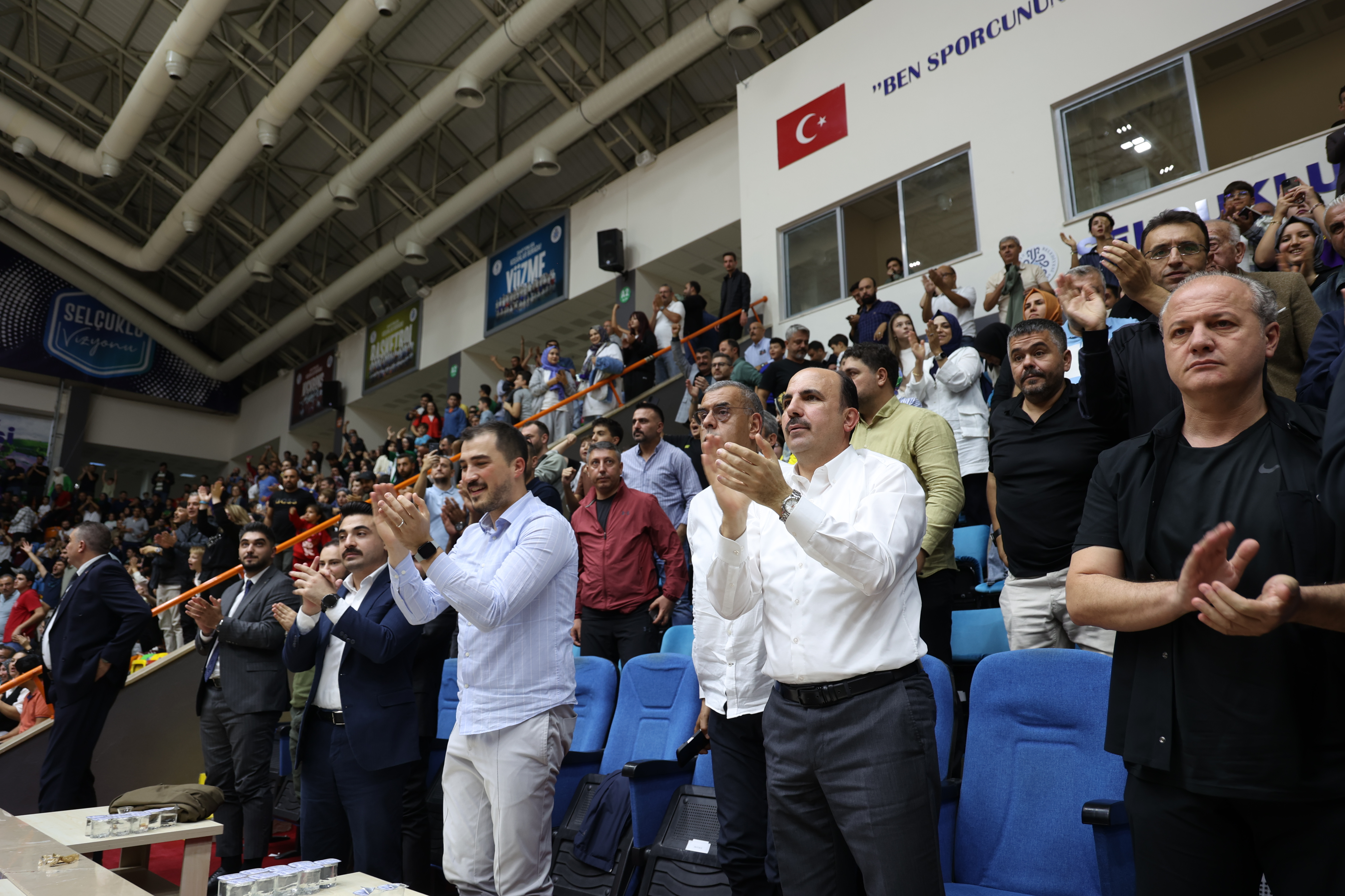 BAŞKAN ALTAY: “BÜYÜKŞEHİR BASKETBOL ALTYAPISINDAKİ GENÇLERİMİZİN BAŞARILARI İLE GURUR DUYUYORUZ”