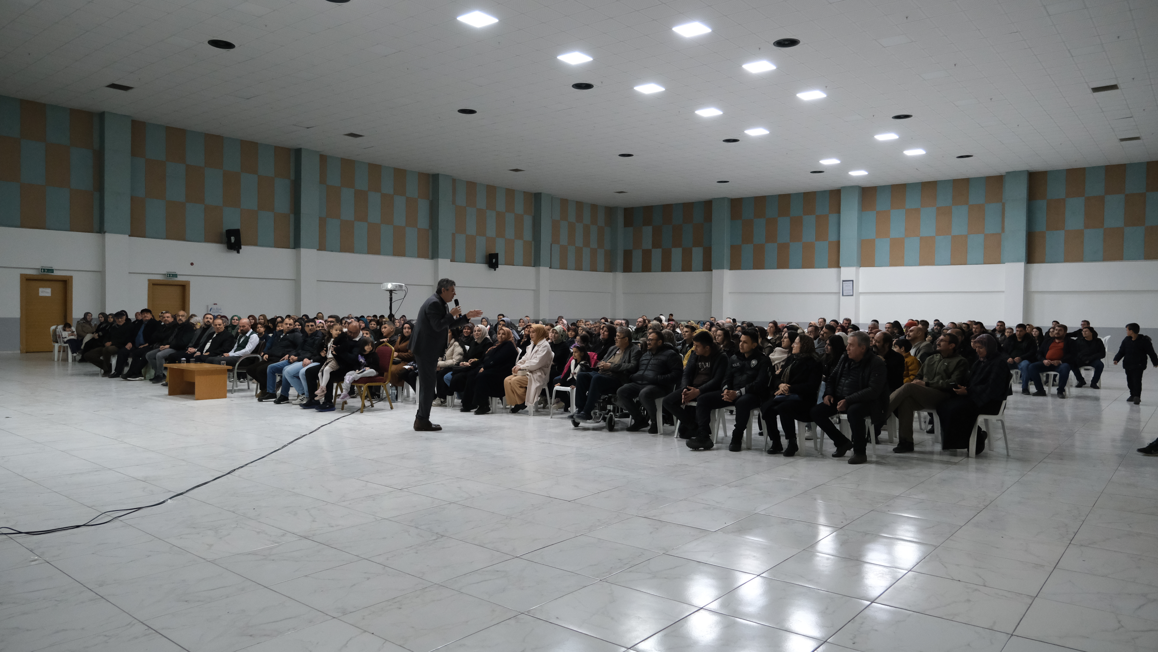 KONYA BÜYÜKŞEHİR’İN “STK PROJE DESTEK PROGRAMI” İLE AİLE VE EĞİTİM İÇERİKLİ PROJELER HAYATA GEÇİRİLİYOR