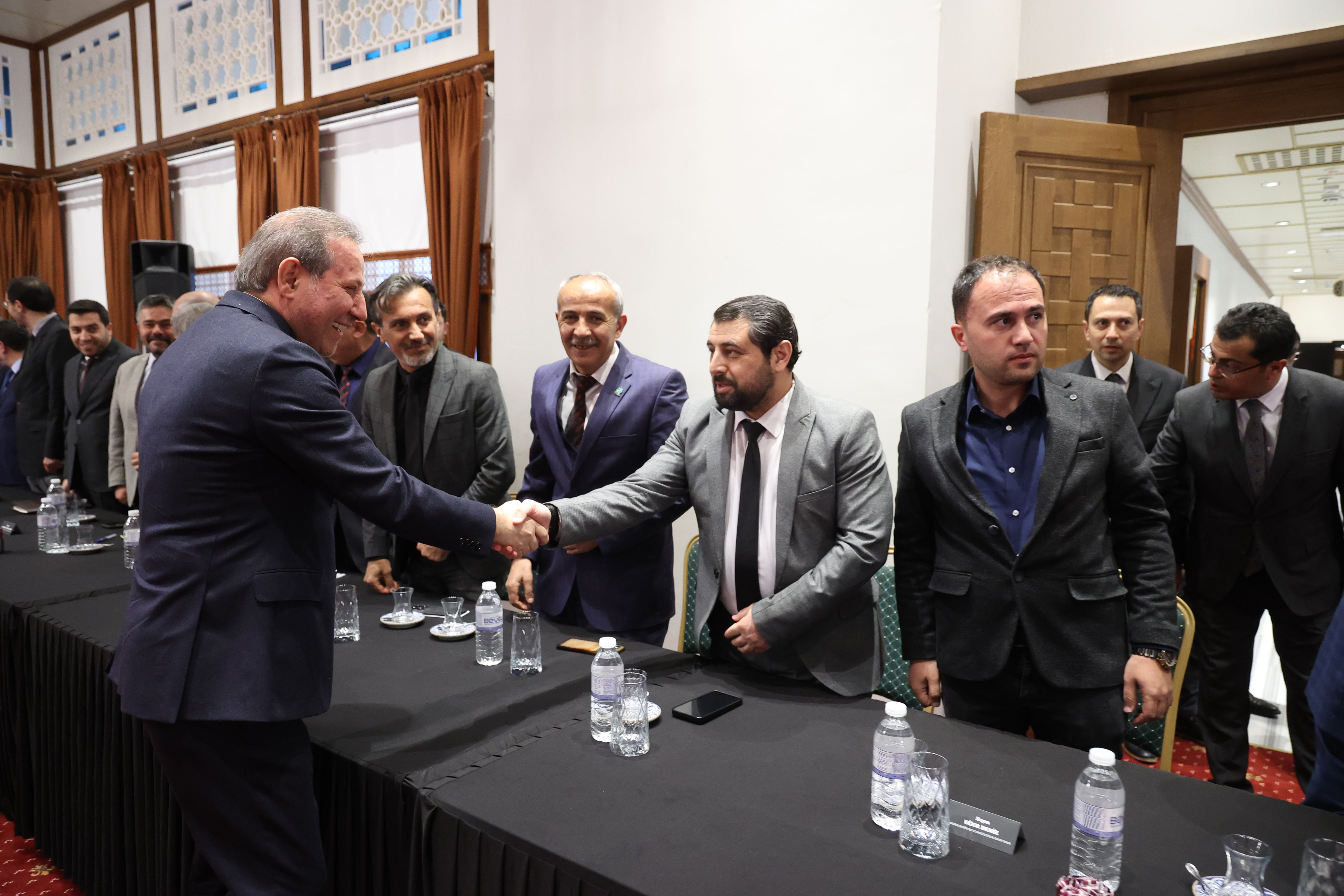 BAŞKAN ALTAY ESNAF ODALARININ BAŞKANLARIYLA İSTİŞARE TOPLANTISINDA BULUŞTU