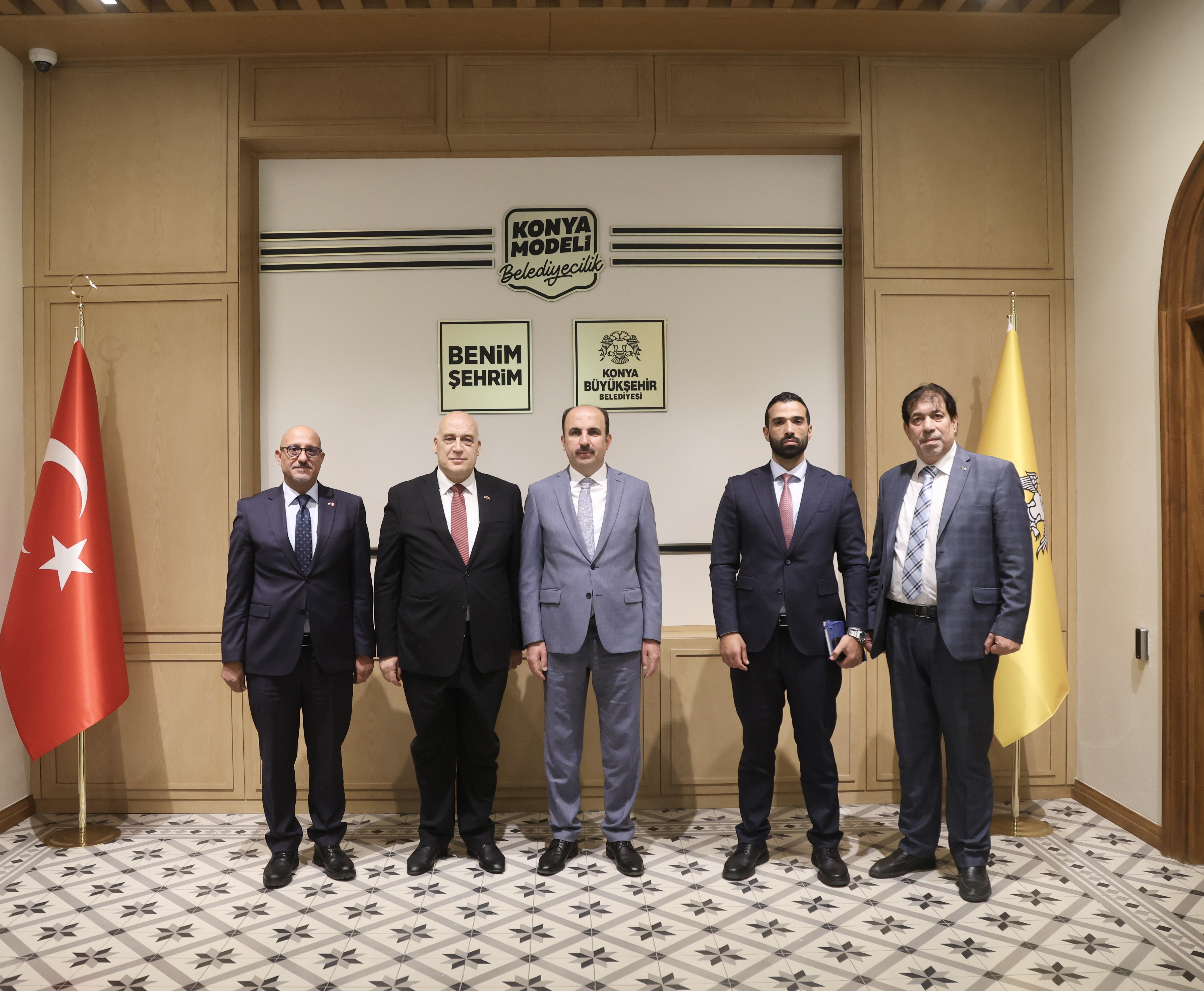 FİLİSTİN’İN ANKARA BÜYÜKELÇİSİ EBU CEYŞ BAŞKAN ALTAY’I ZİYARET ETTİ