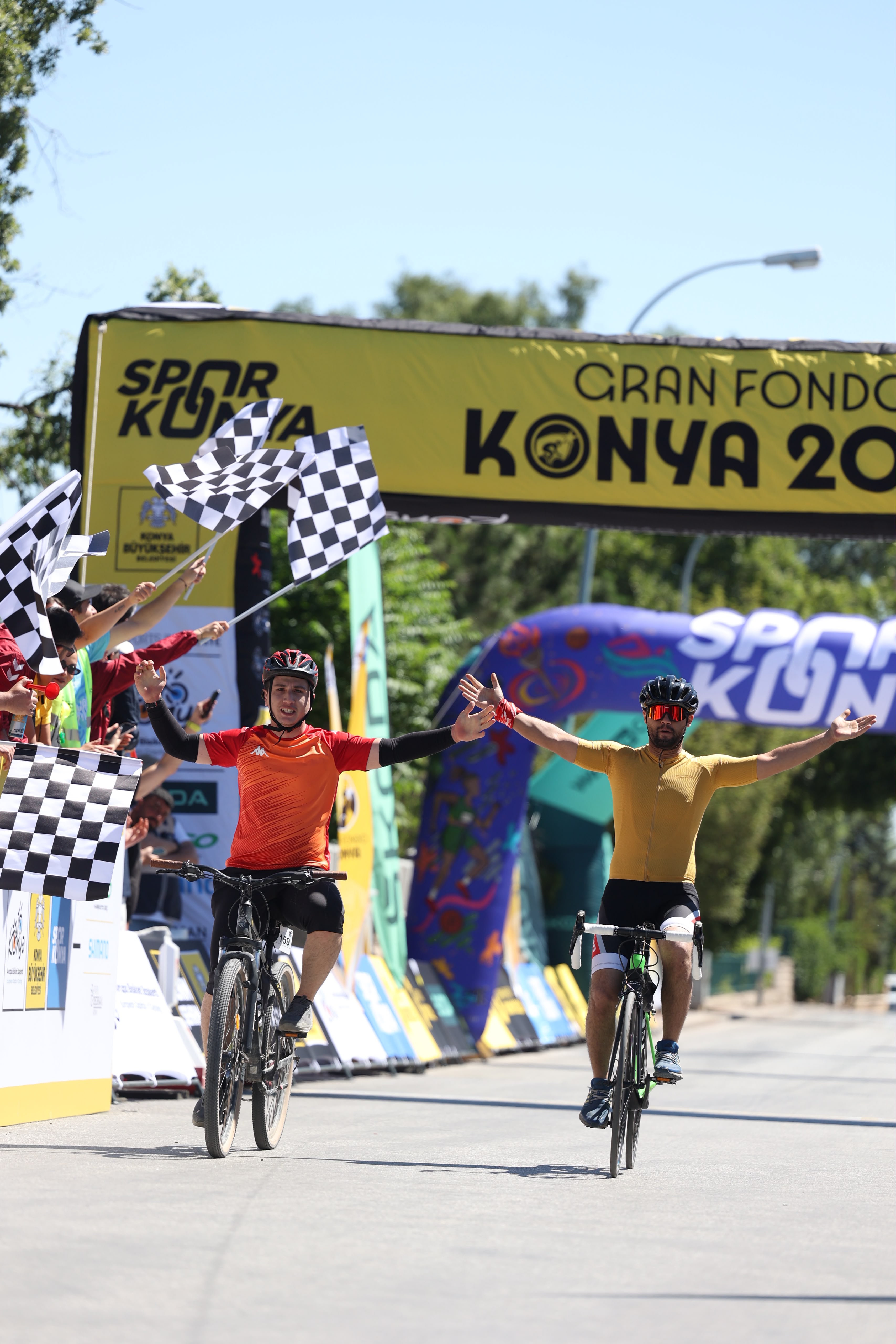 AVRUPA BİSİKLET BAŞKENTİ KONYA’DA GRANFONDO BİSİKLET YOL YARIŞI HEYECANI YAŞANDI