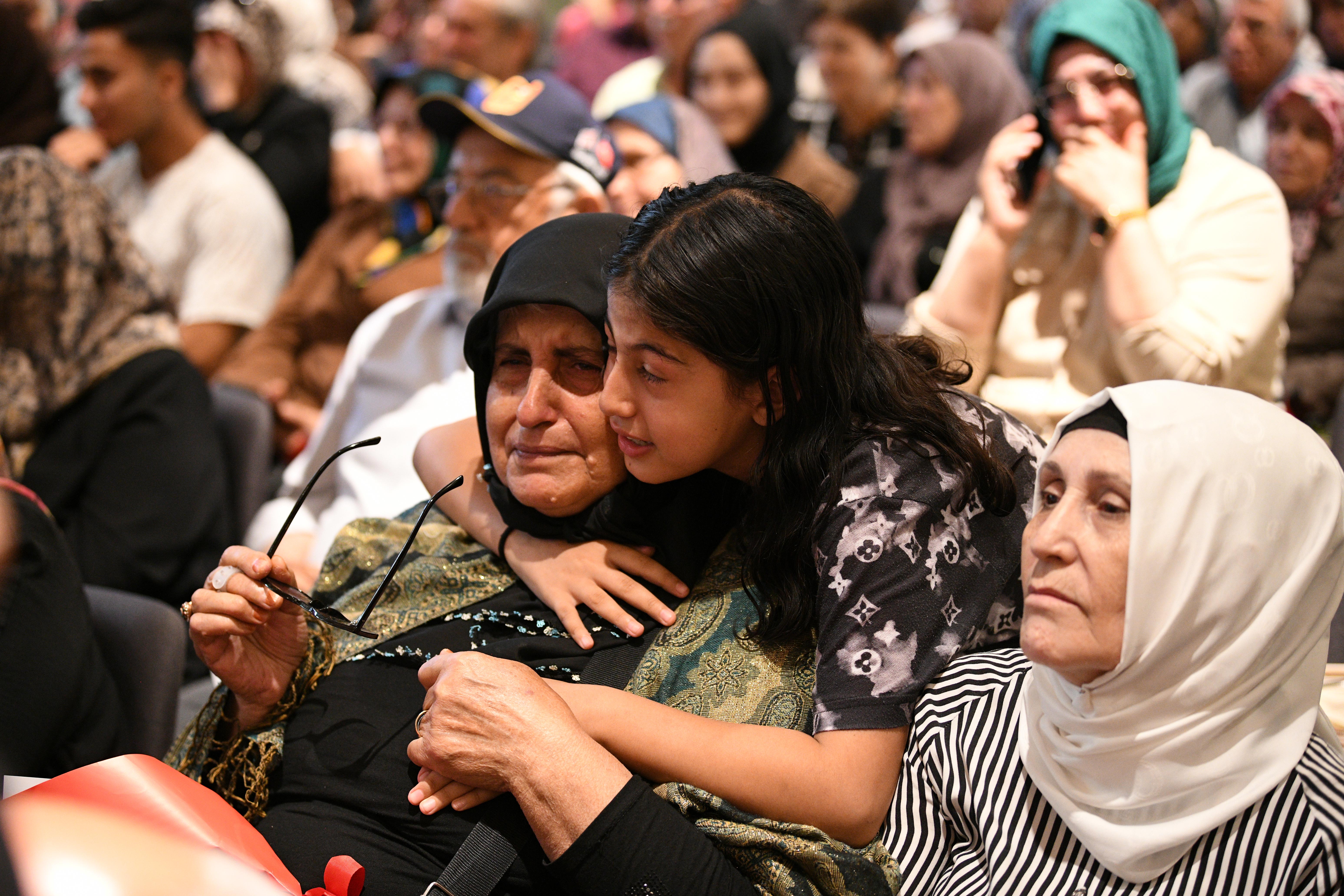 KONYA BÜYÜKŞEHİR'İN "VEFA UMRESİ" ÇEKİLİŞİNDE DUYGU DOLU ANLAR YAŞANDI