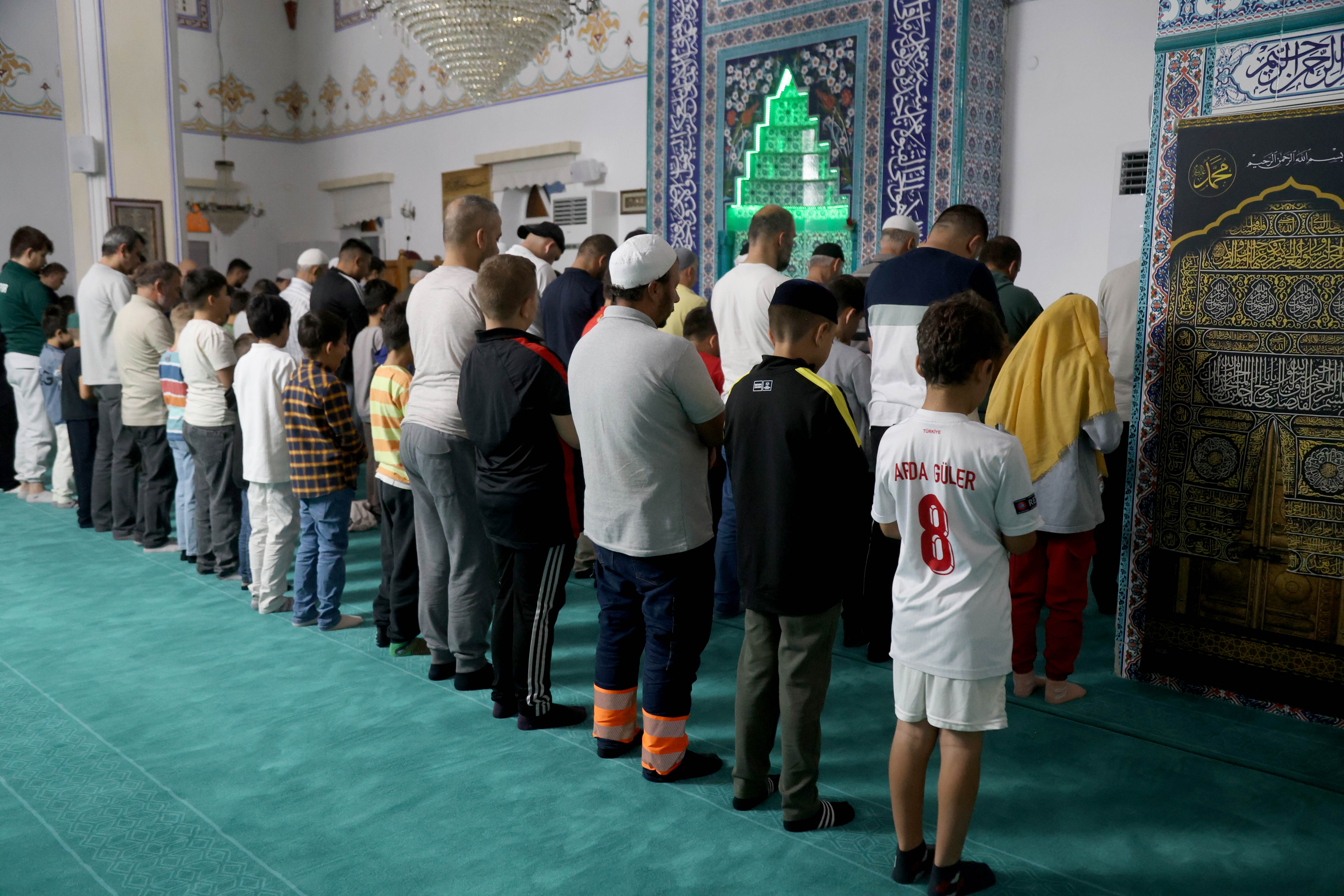 BAŞKAN ALTAY: “GÜLE OYNAYA CAMİYE GEL PROJESİ’NDE CAMİLERİ DOLDURAN TÜM ÇOCUKLARIMIZA TEŞEKKÜR EDİYORUM"