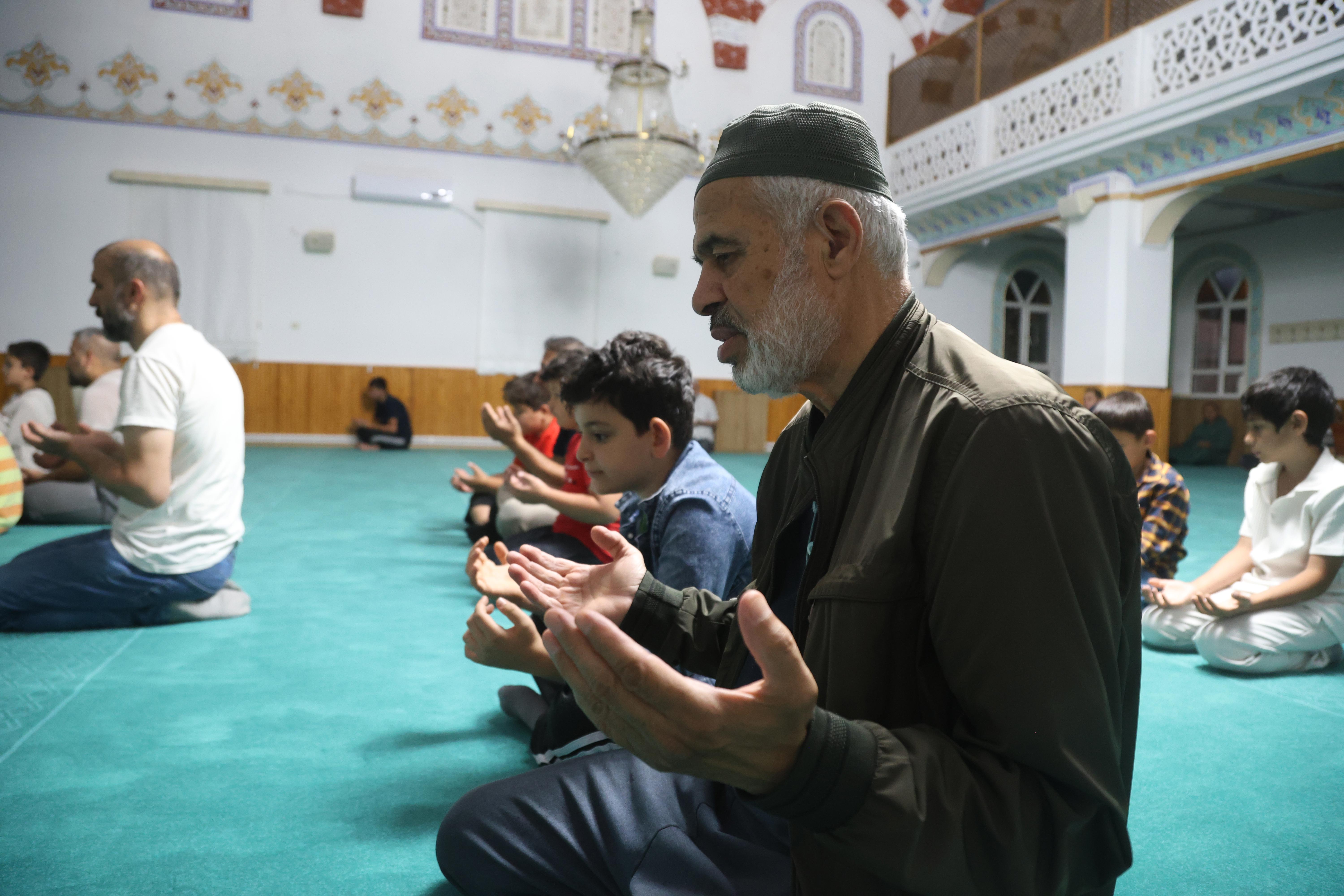 BAŞKAN ALTAY: “GÜLE OYNAYA CAMİYE GEL PROJESİ’NDE CAMİLERİ DOLDURAN TÜM ÇOCUKLARIMIZA TEŞEKKÜR EDİYORUM"