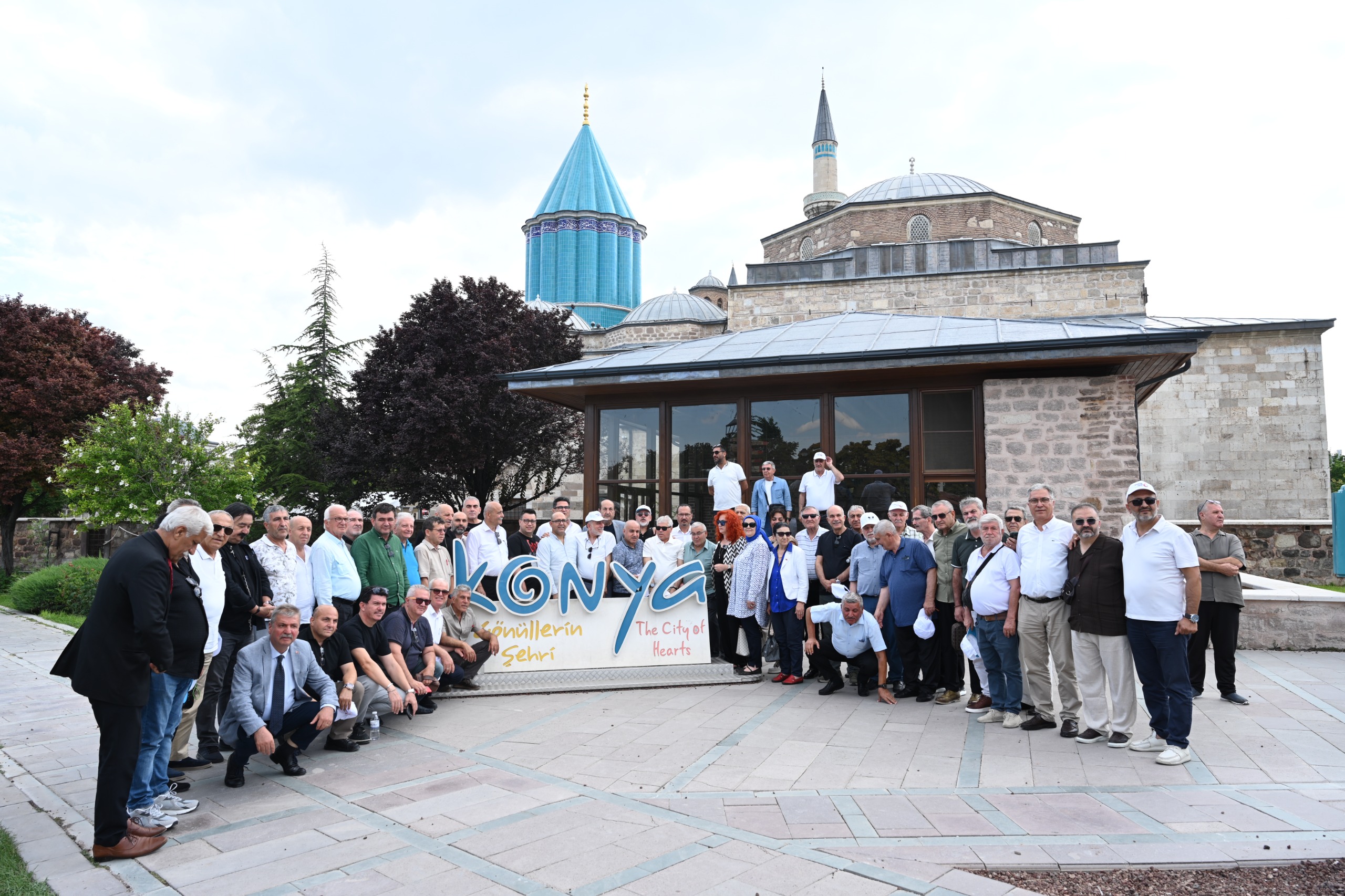 İZMİR’DEN GELEN STK BAŞKANLARI VE GAZETECİLER KONYA’YA HAYRAN KALDI