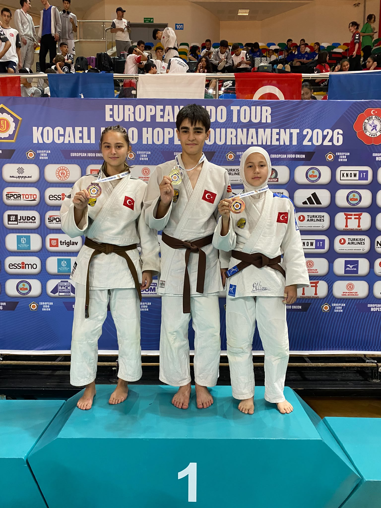 KONYA BÜYÜKŞEHİR MİNİKLER AVRUPA JUDO KUPASI'NI 3 MADALYA İLE TAÇLANDIRDI