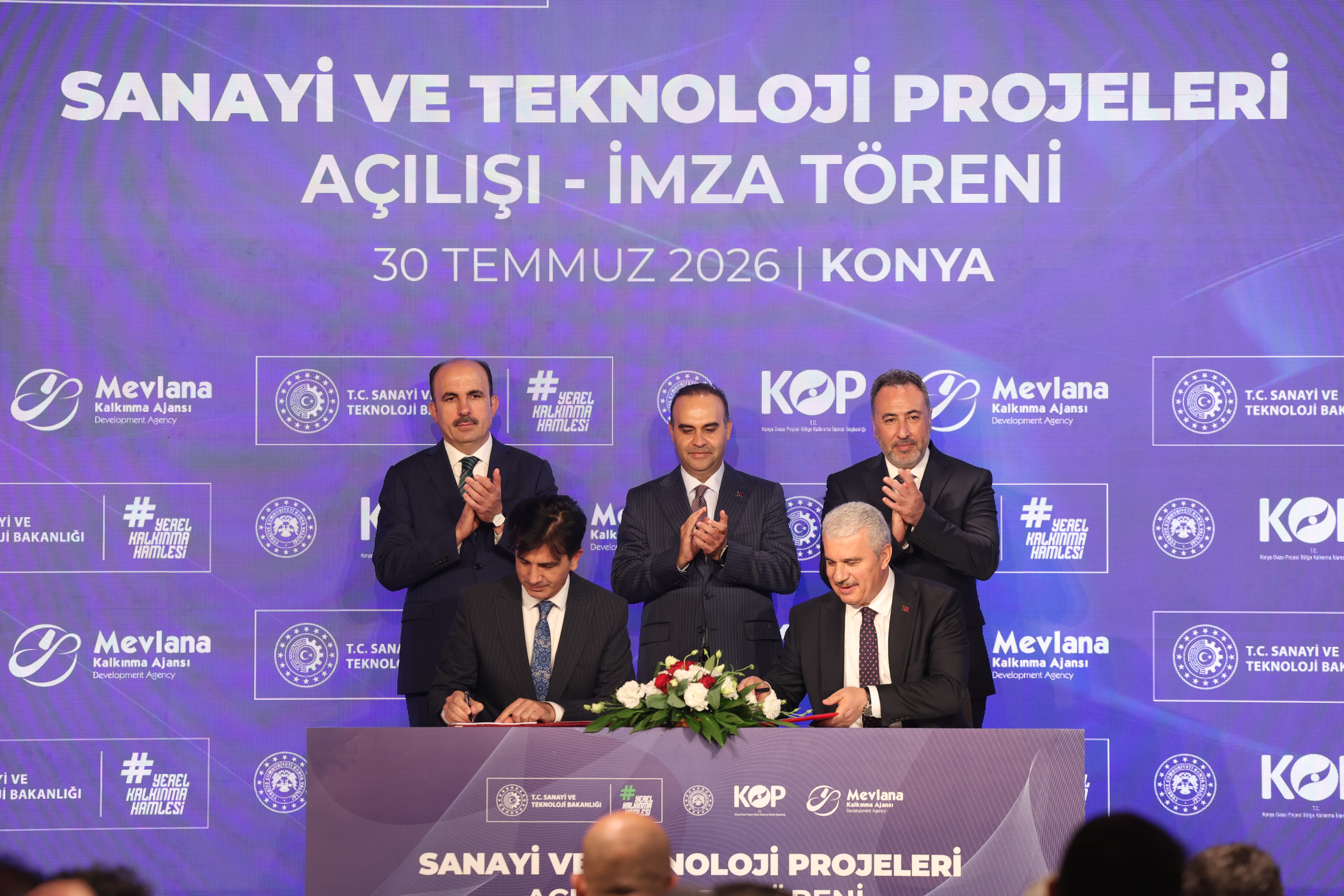 BAKAN KACIR, KONYA BÜYÜKŞEHİR’LE BİRLİKTE KONYA’YA “SÜRDÜRÜLEBİLİR ŞEHİR ARAŞTIRMA VE İNOVASYON MERKEZİ” KAZANDIRACAKLARINI AÇIKLADI