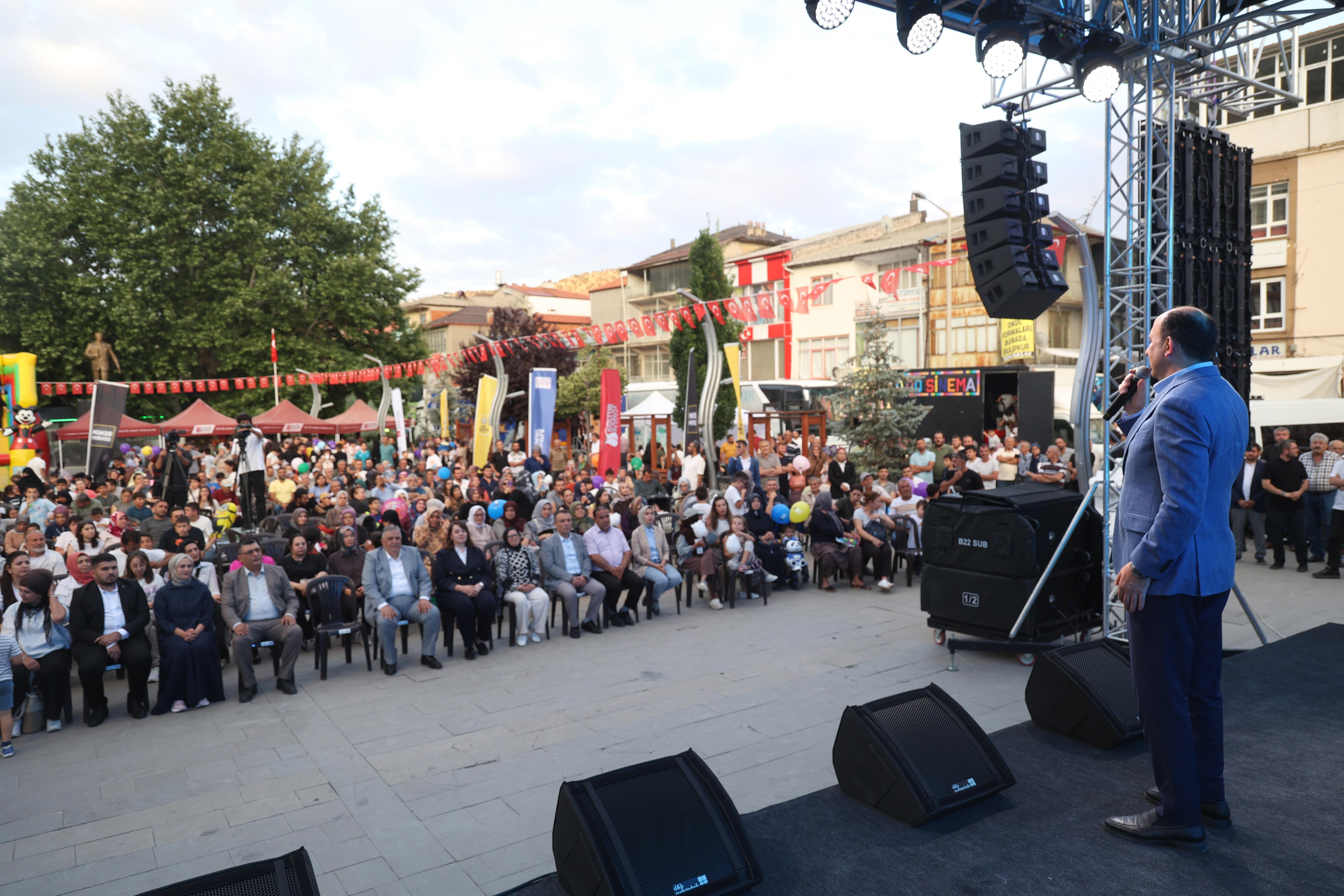 BAŞKAN ALTAY “SAZIMDA SÖZ VAR” ETKİNLİĞİNDE BOZKIRLILARLA BULUŞTU