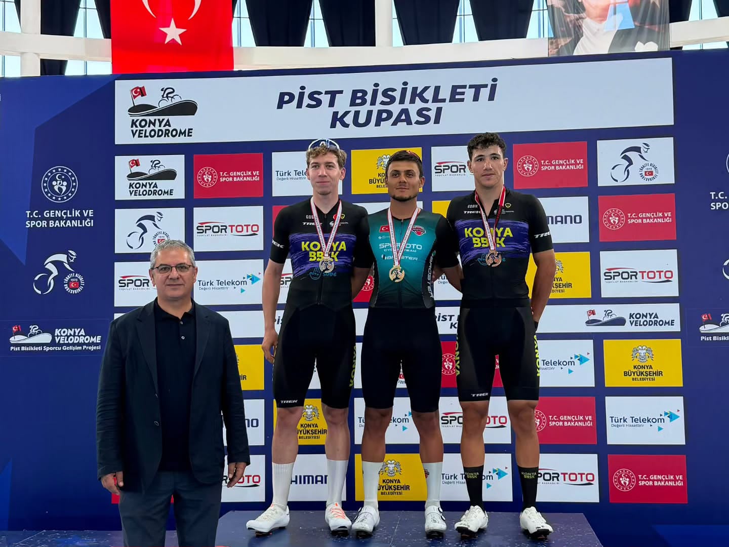 KONYA BÜYÜKŞEHİR BELEDİYESPOR’DAN HABERLER