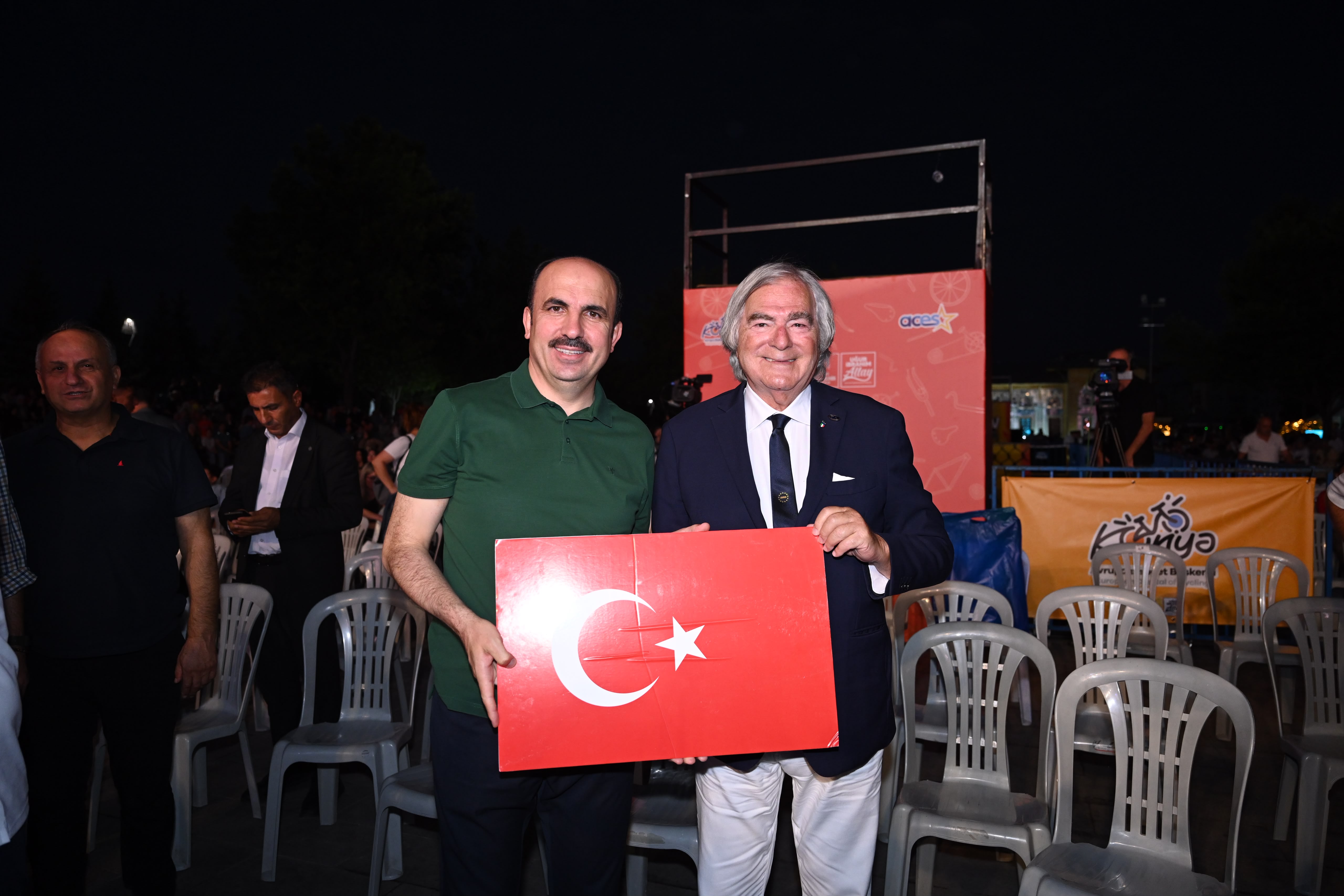 KONYA BİSİKLET FESTİVALİ’NİN AÇILIŞI COŞKUYLA GERÇEKLEŞTİ