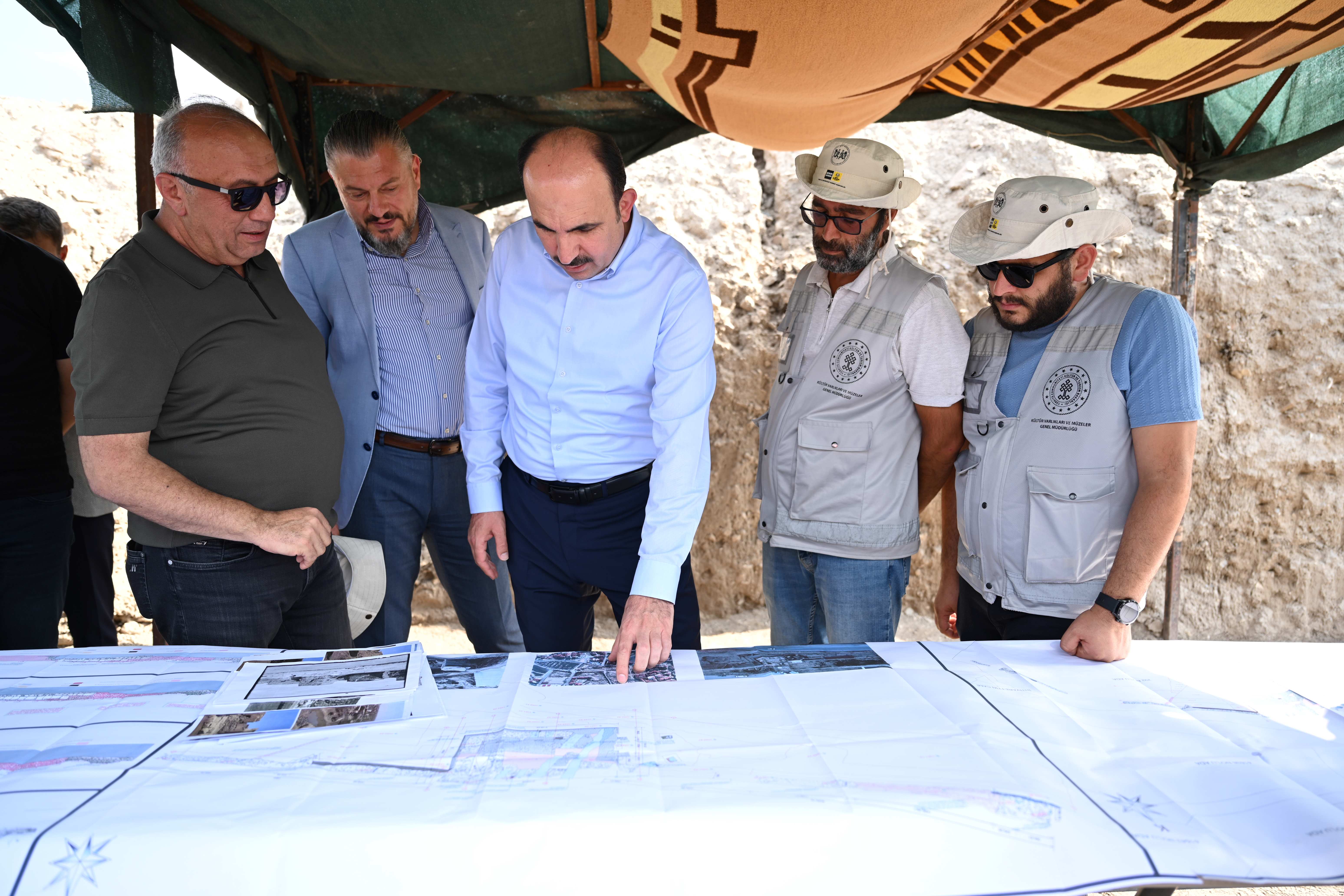 BAŞKAN ALTAY: “LARENDE KAZISI KONYA TARİHİNE ETKİ EDECEK BİR KEŞİF OLDU”