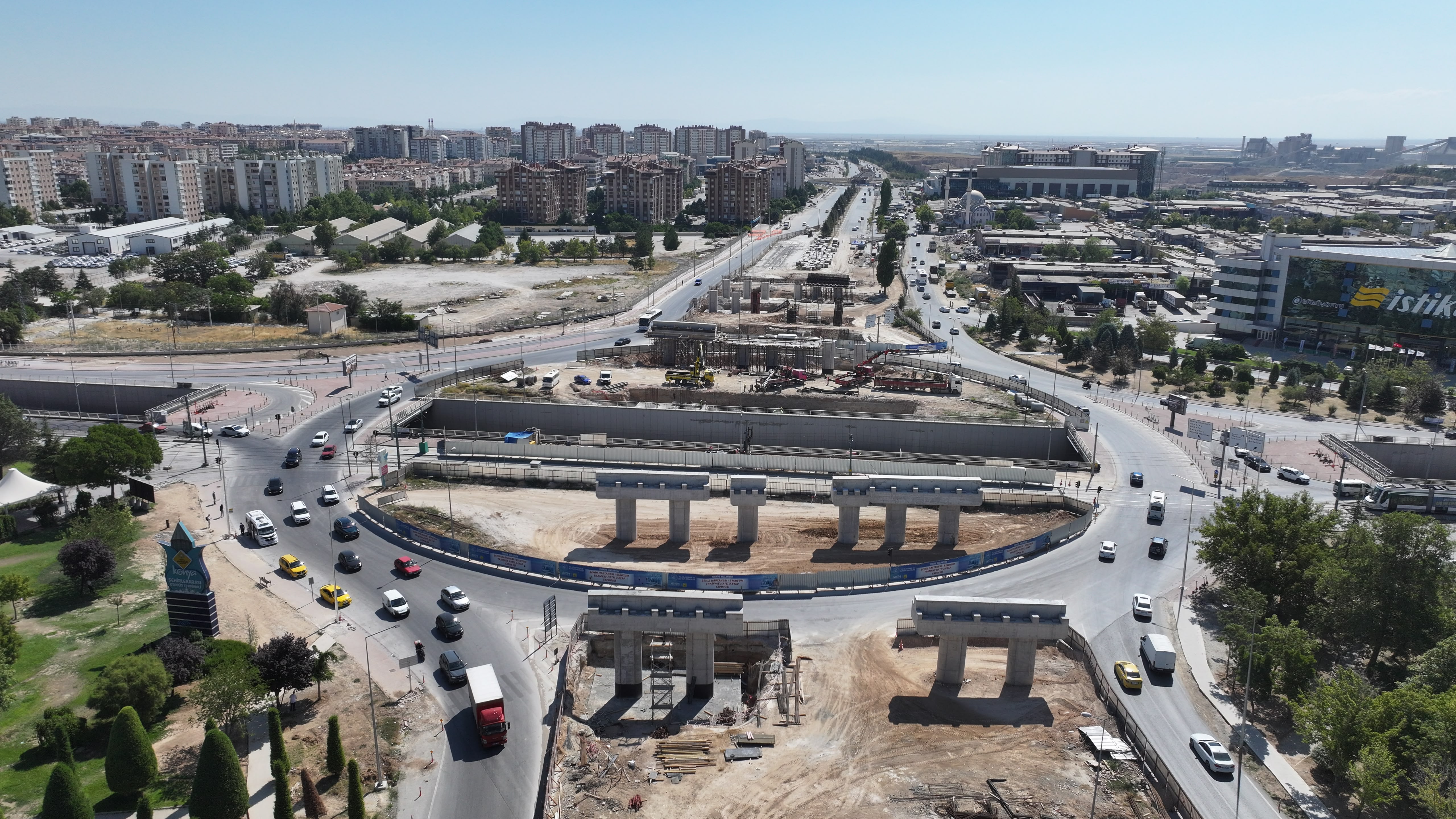 BAŞKAN ALTAY BASIN MENSUPLARIYLA BİRLİKTE RAYLI SİSTEM PROJELERİNİ İNCELEDİ