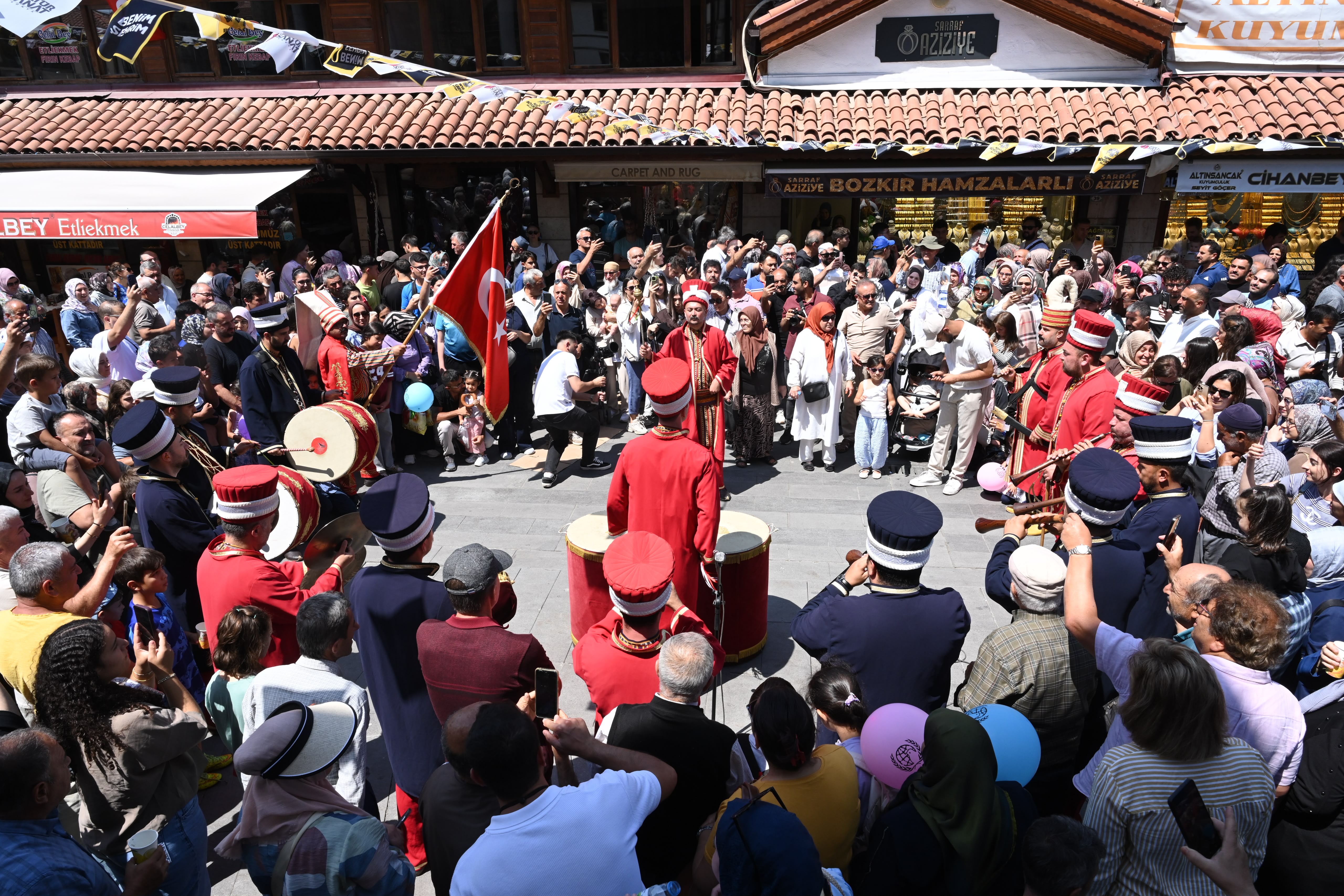KONYA’DA “TARİHİ ÇARŞILAR ALIŞVERİŞ GÜNLERİ” BAŞLADI