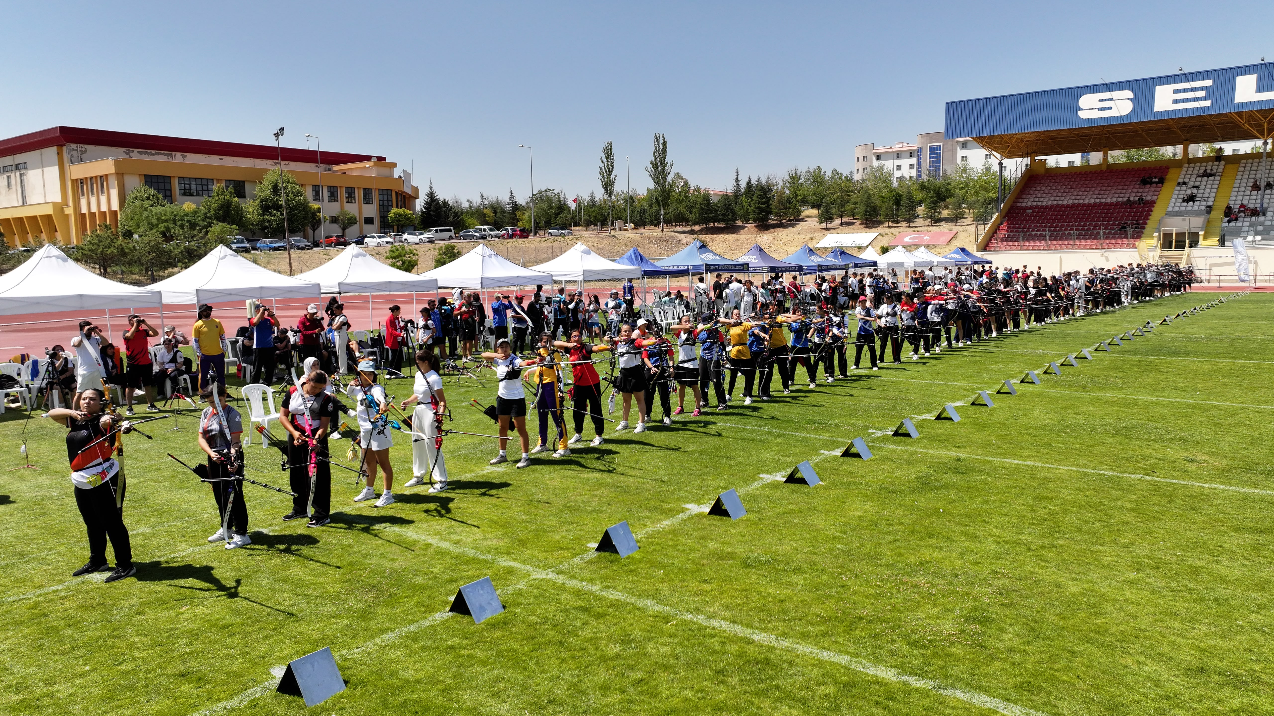 KONYA “İLLER ARASI OKÇULUK TURNUVASI” HEYECANINA EV SAHİPLİĞİ YAPIYOR