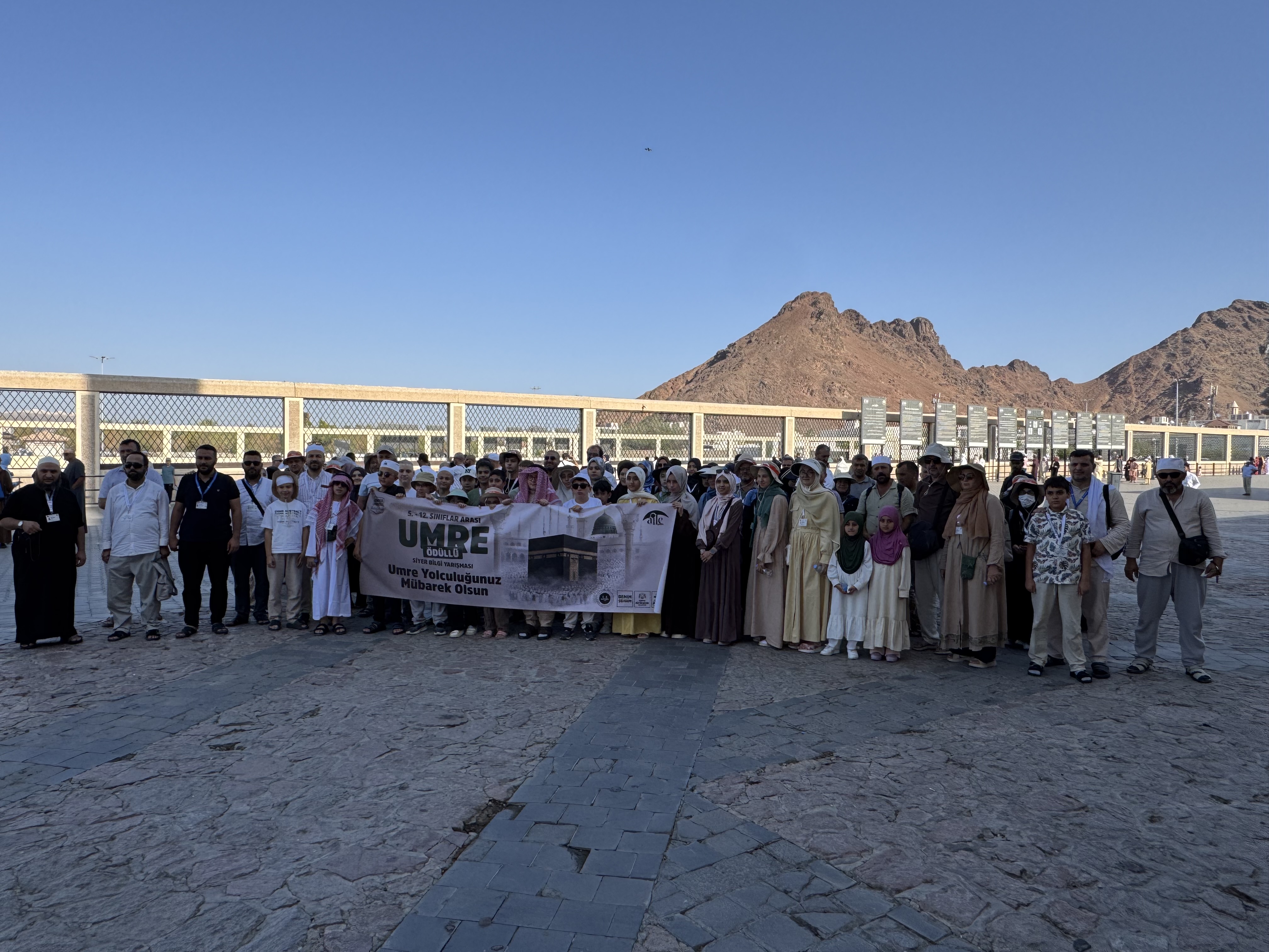 KONYA BÜYÜKŞEHİR’İN UMRE ÖDÜLLÜ SİYER YARIŞMASI’NIN İLK KAFİLESİ KUTSAL TOPRAKLARDAN DÖNDÜ