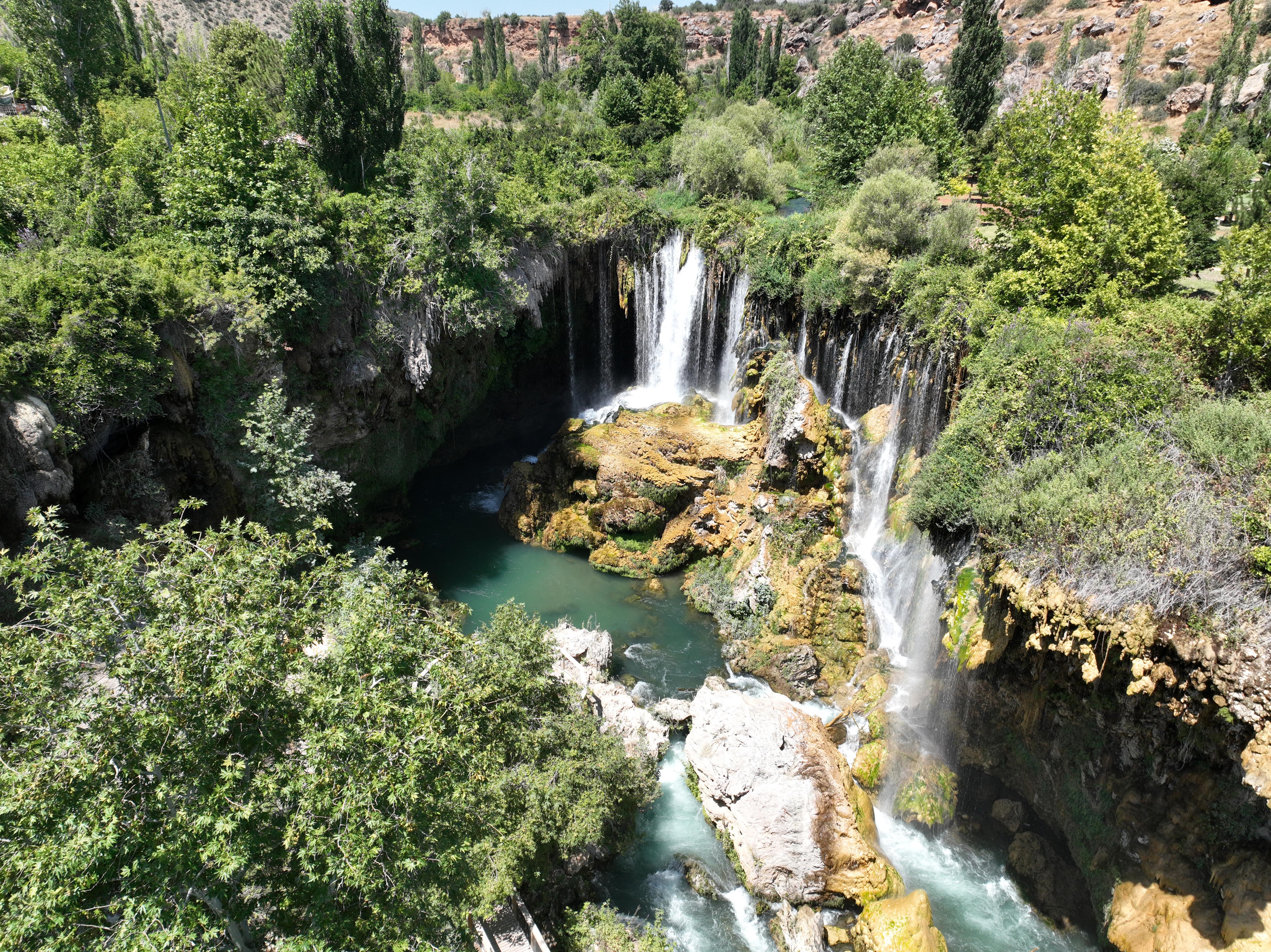 TOROSLAR'IN KALBİNDE KONYA'NIN GİZLİ HAZİNESİ: HADİM YERKÖPRÜ ŞELALESİ
