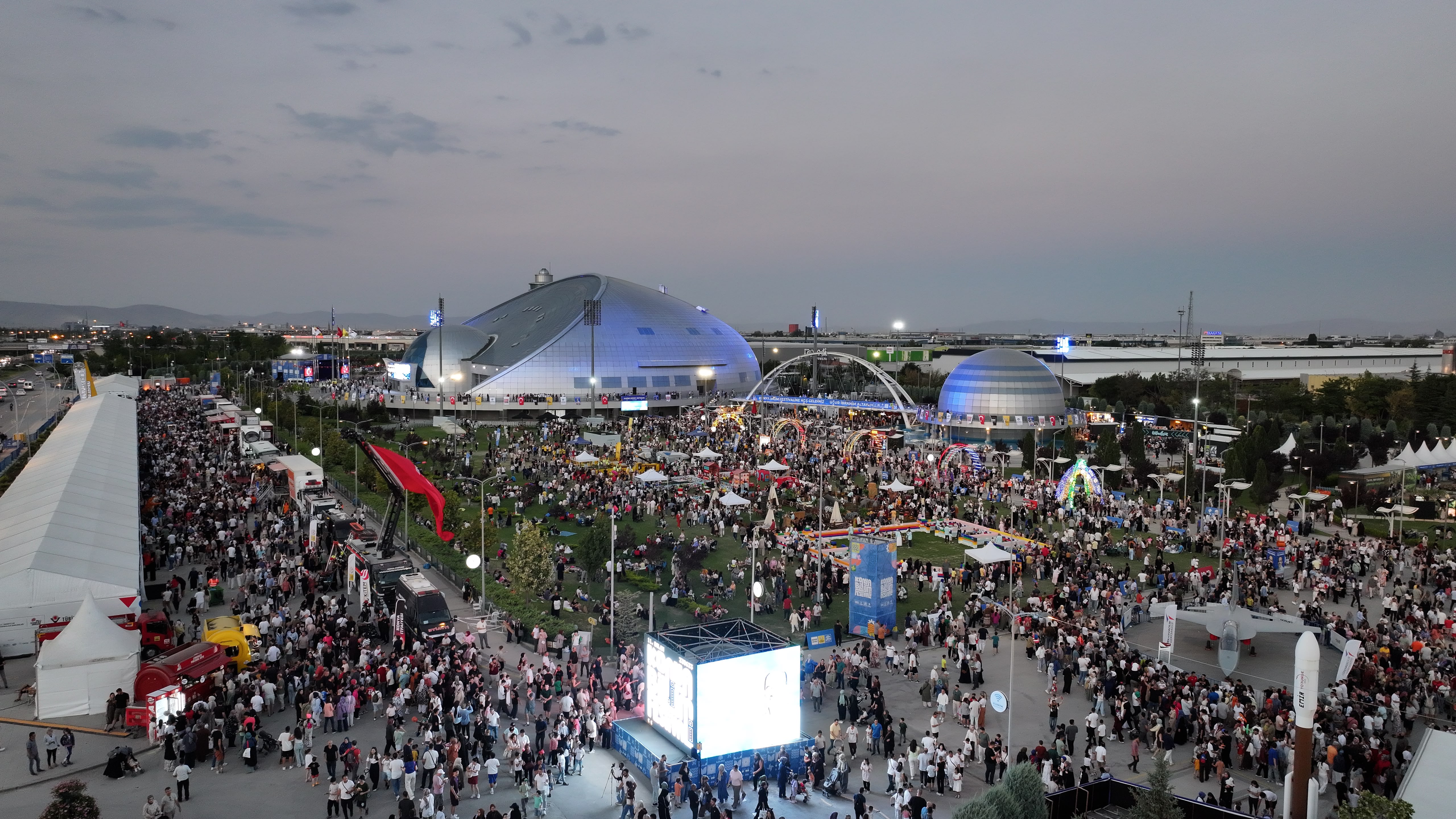 BAŞKAN ALTAY 11. KONYA BİLİM FESTİVALİ’NE KATILAN VE KATKI SUNAN HERKESE TEŞEKKÜR ETTİ