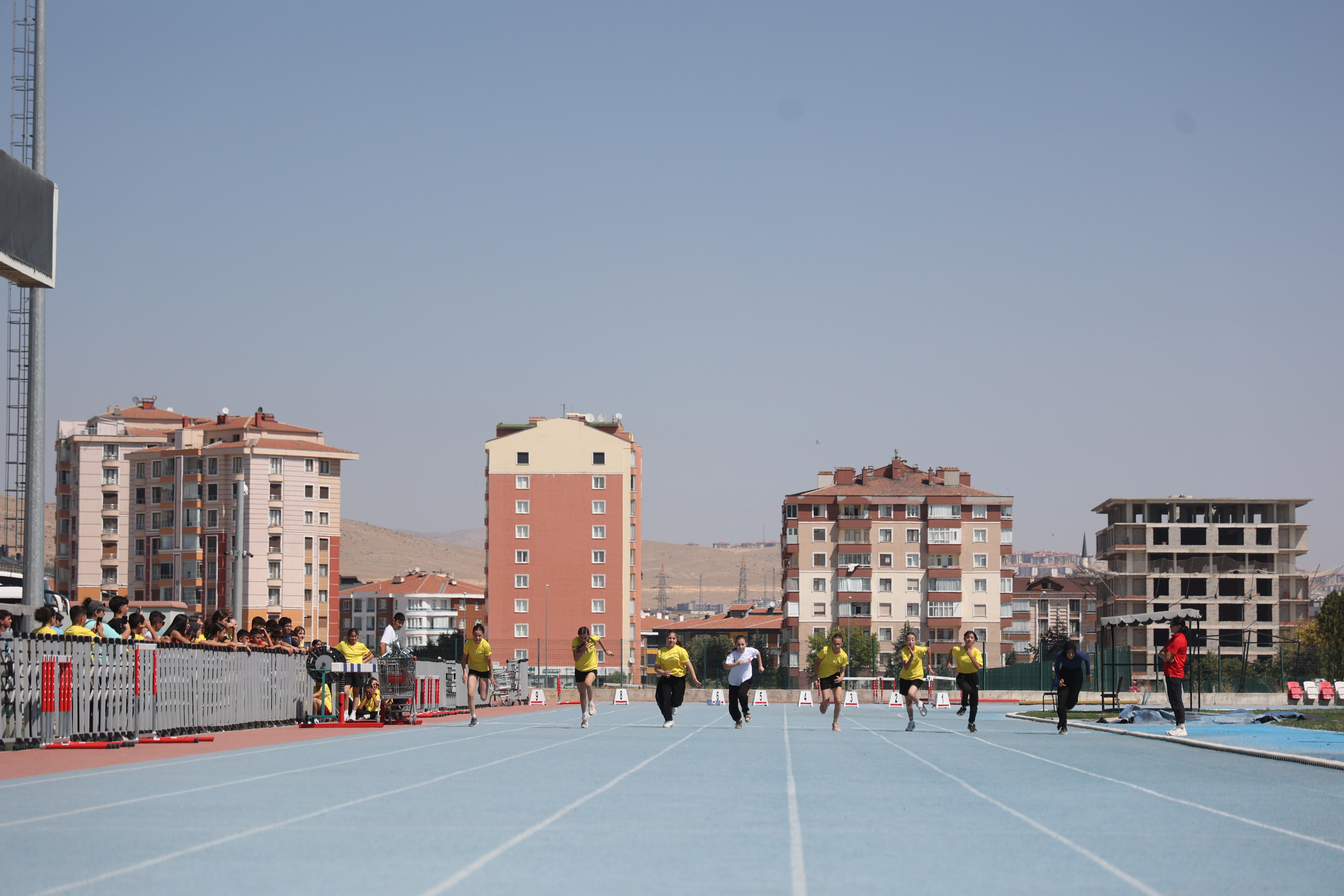 BAŞKAN ALTAY, “SPOR OKULLARI OLİMPİYATLARI”NA KATILAN TÜM GENÇLERE TEŞEKKÜR ETTİ