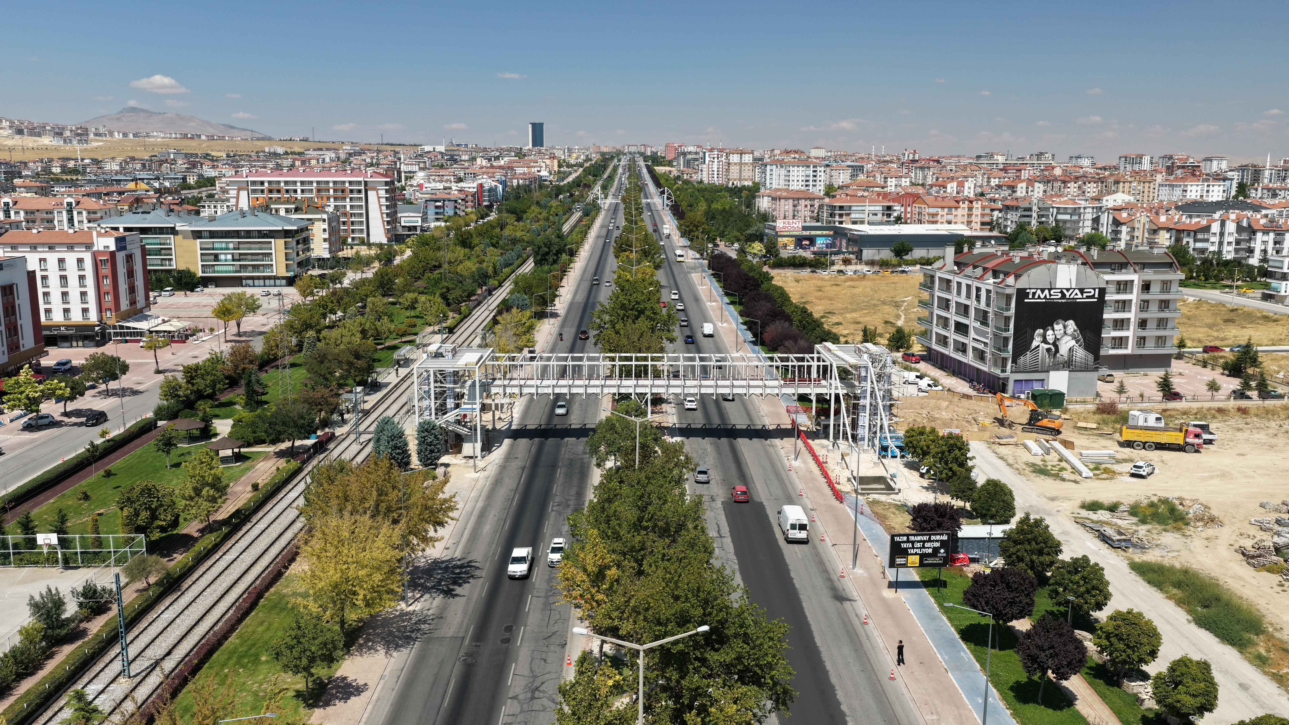 BAŞKAN ALTAY YAPIMI SON AŞAMAYA GELEN YAZIR YAYA ÜST GEÇİDİ İNŞAATINI İNCELEDİ