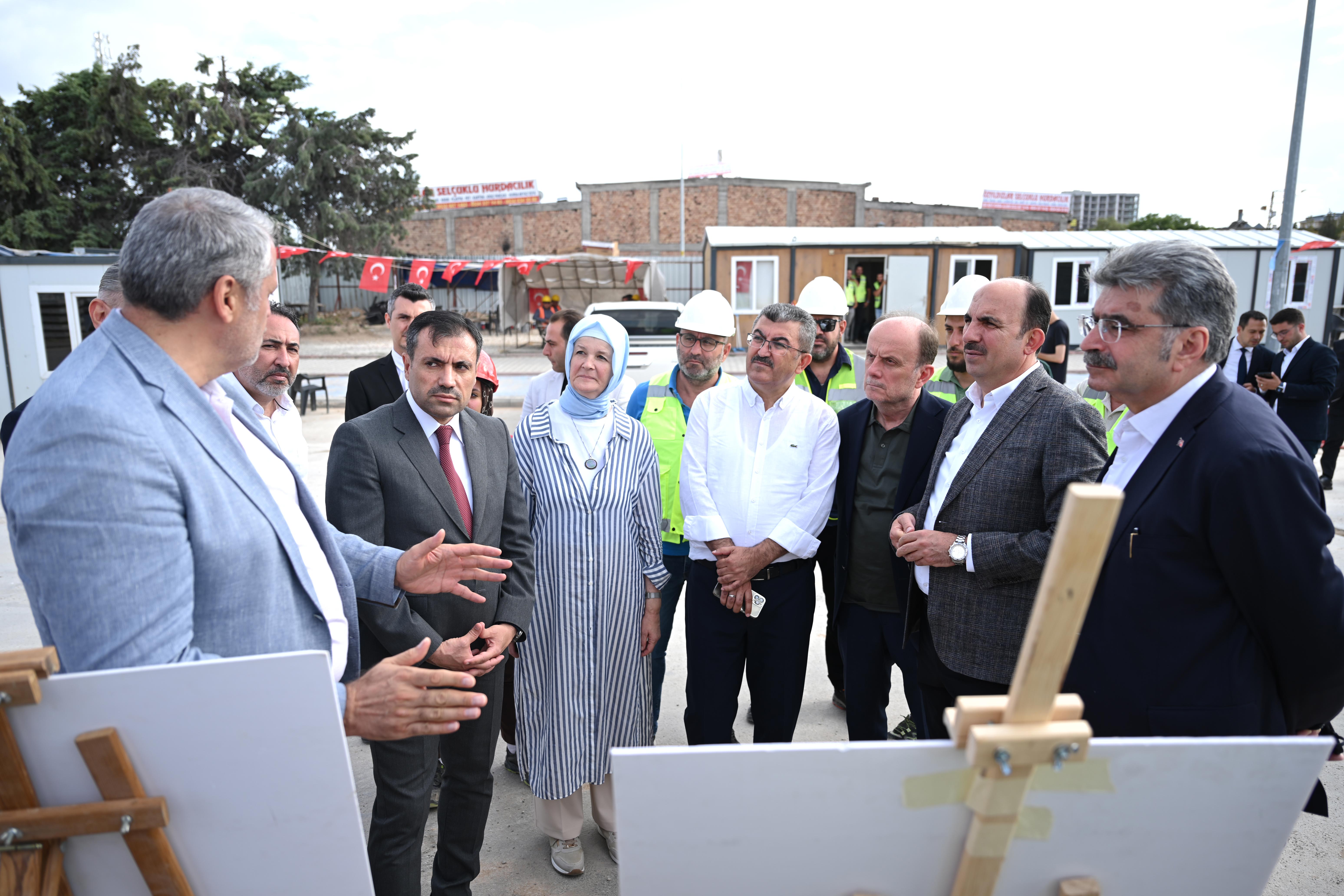 AK PARTİ KONYA MİLLETVEKİLLERİ, BAŞKAN ALTAY VE İL BAŞKANI ÖZGÖKÇEN RAYLI SİSTEM PROJELERİNİ İNCELEDİ