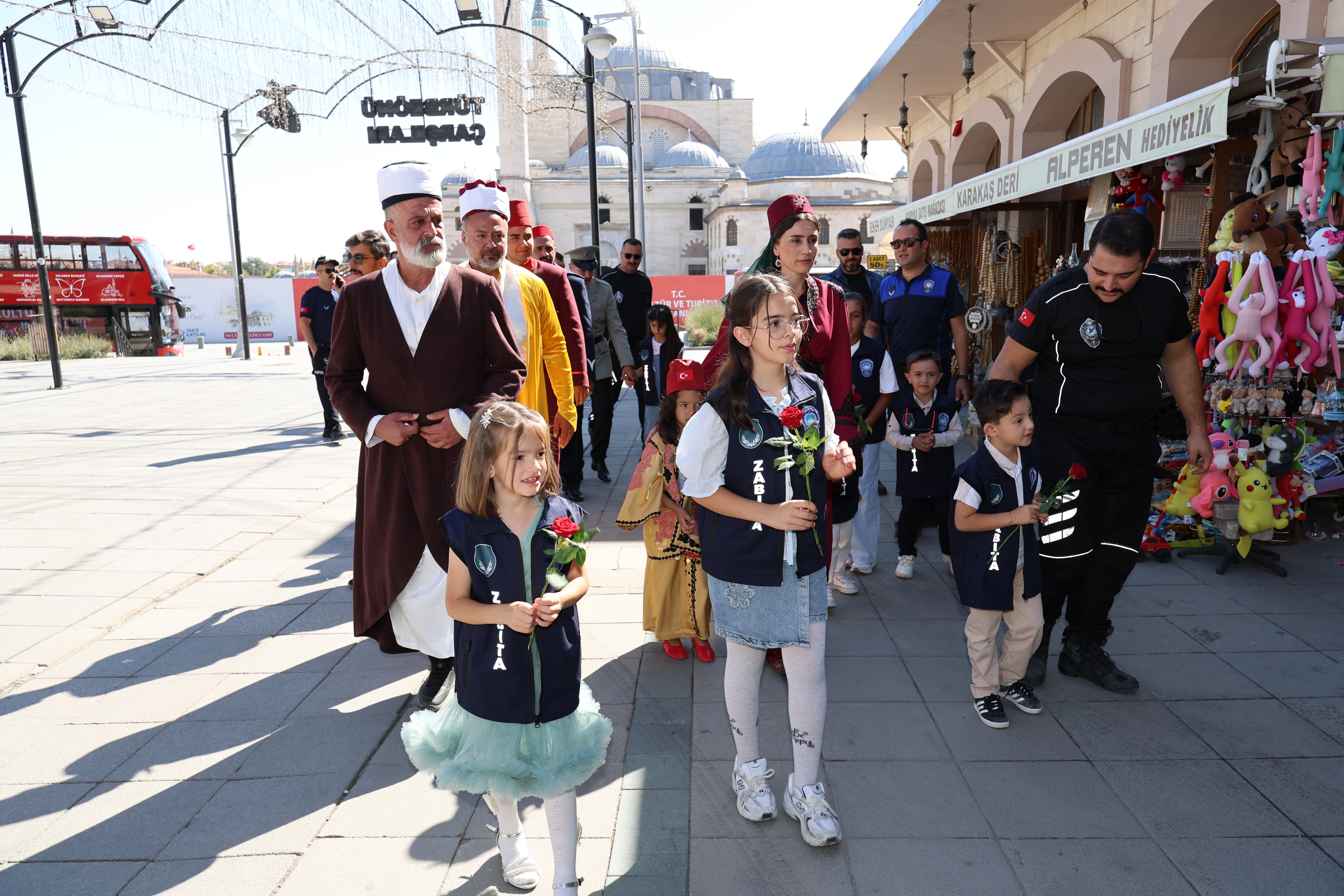 KONYA BÜYÜKŞEHİR ZABITASI’NDAN ESNAFA ZABITA HAFTASI’NDA ANLAMLI ZİYARET