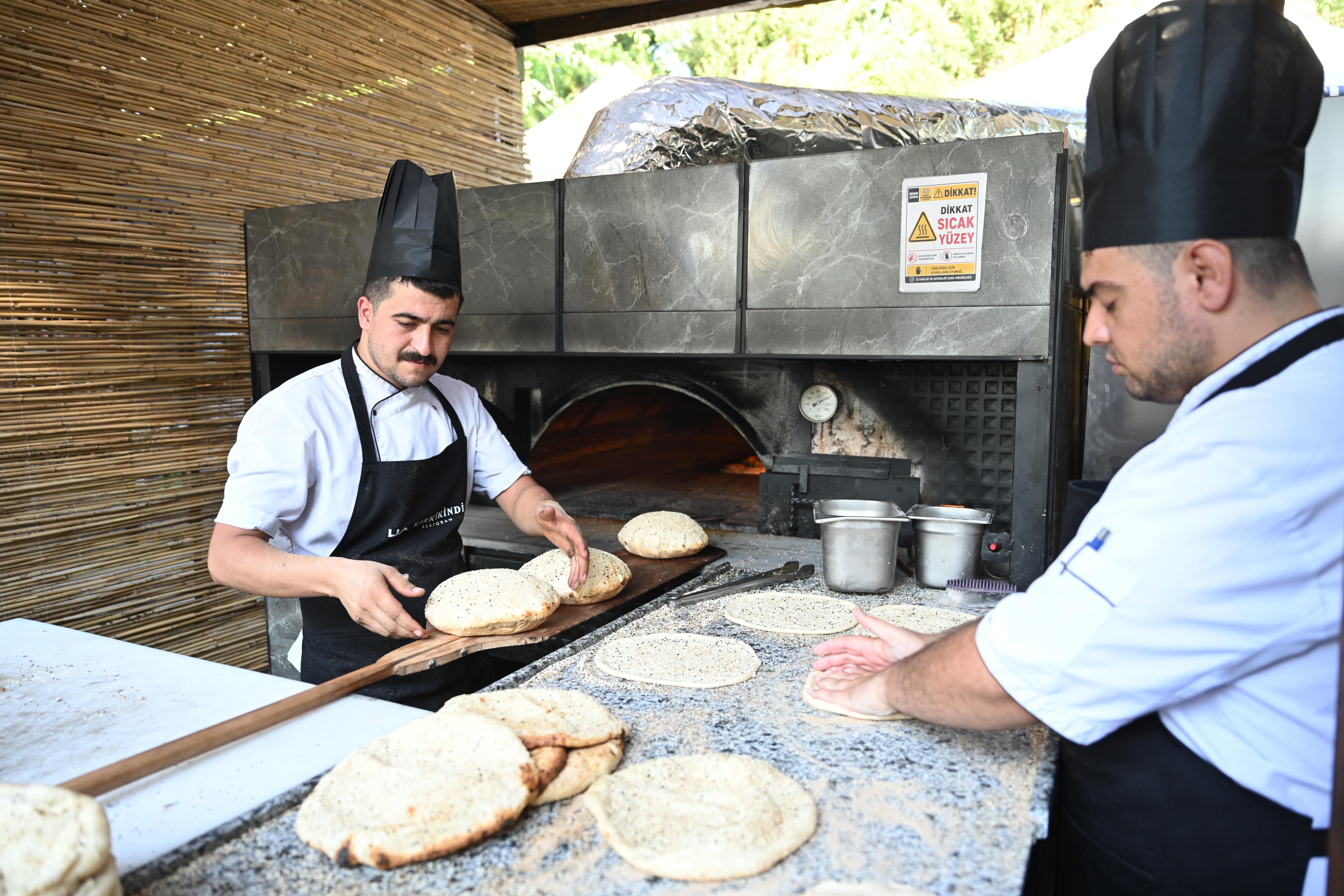 BAŞKAN ALTAY: “AİLENİN BÜTÜN FERTLERİYLE BİRLİKTE HERKESİ KONYA GASTRONOMİ FESTİVALİ’NE BEKLİYORUZ”