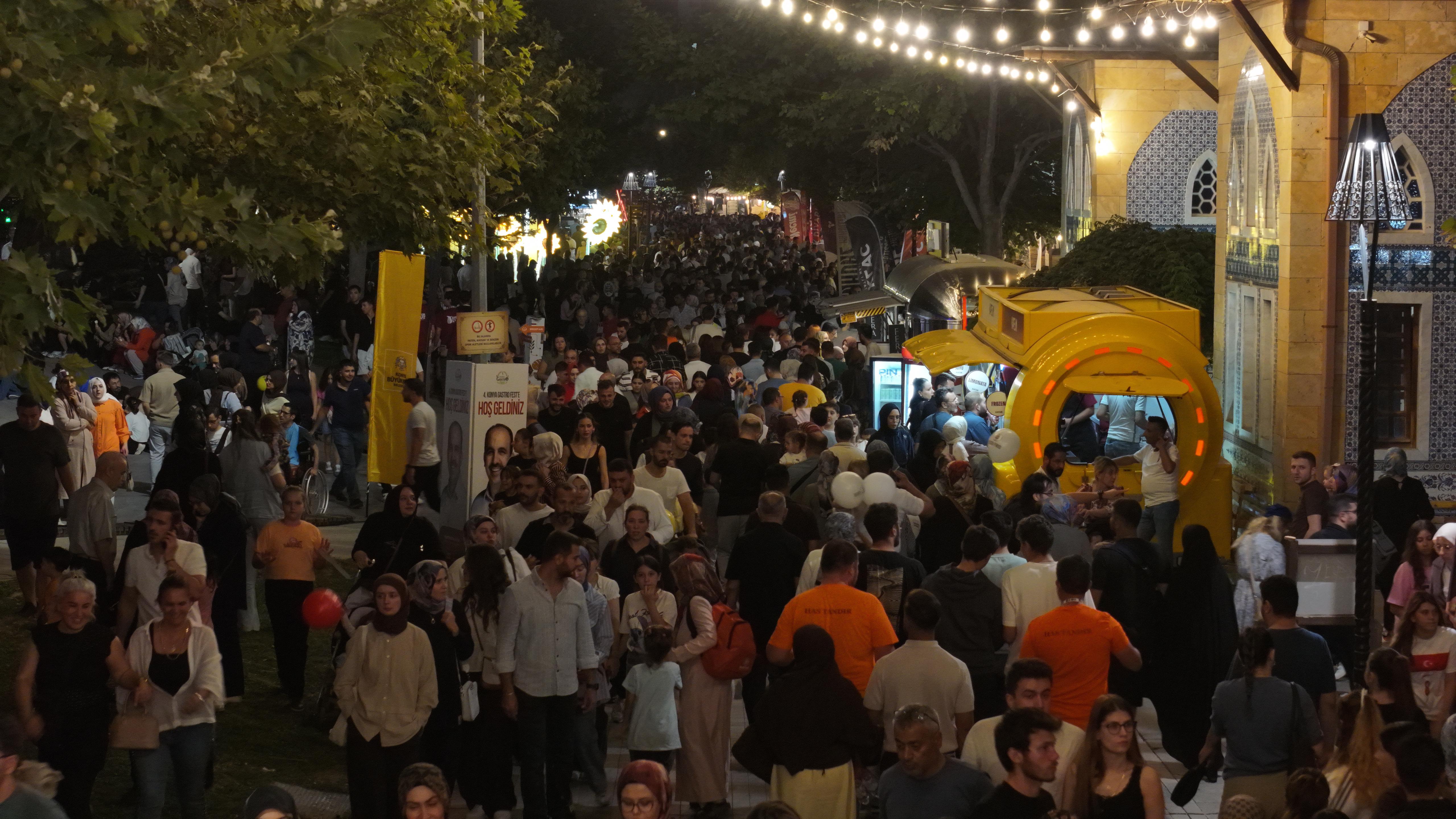 BAŞKAN ALTAY: “AİLENİN BÜTÜN FERTLERİYLE BİRLİKTE HERKESİ KONYA GASTRONOMİ FESTİVALİ’NE BEKLİYORUZ”