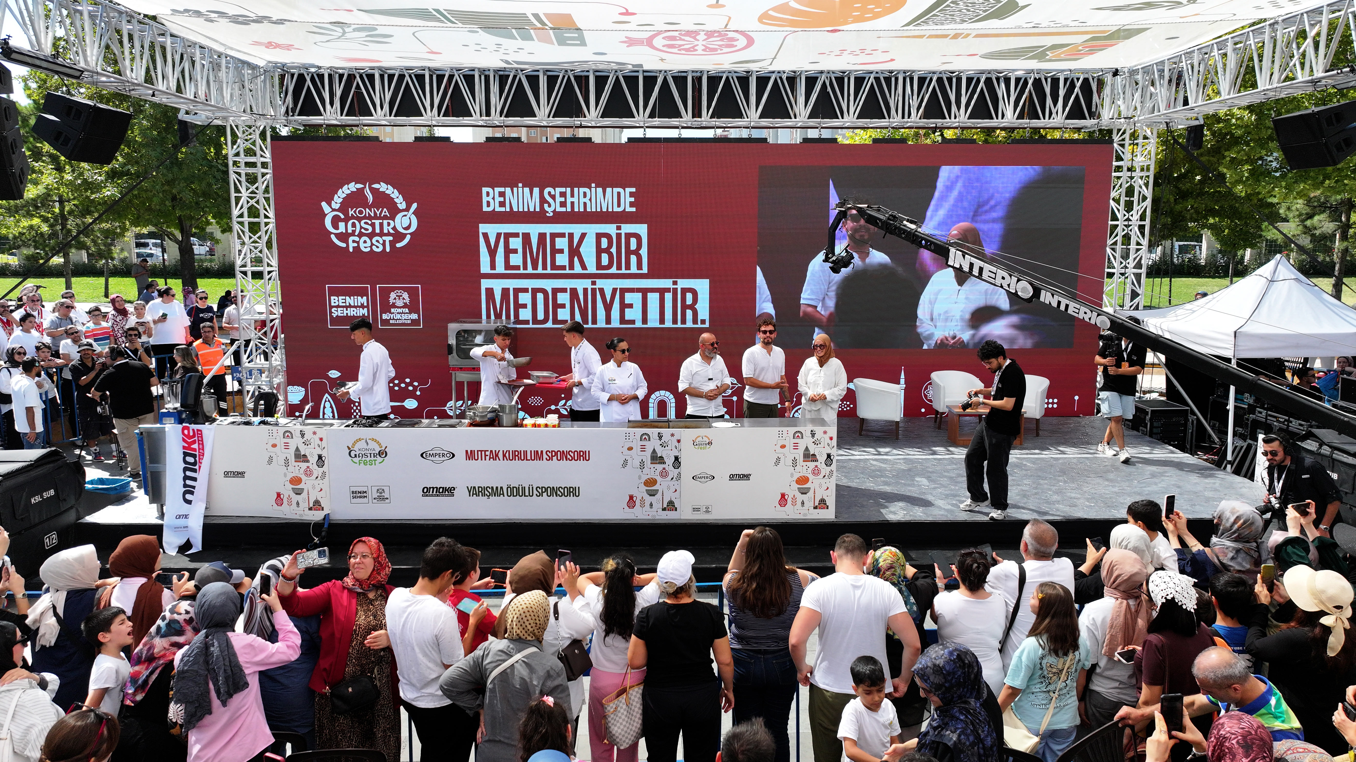 BAŞKAN ALTAY, 4. GASTROFEST’E KATILAN ZİYARETÇİLERE, ŞEFLERE VE ESNAFA TEŞEKKÜR ETTİ