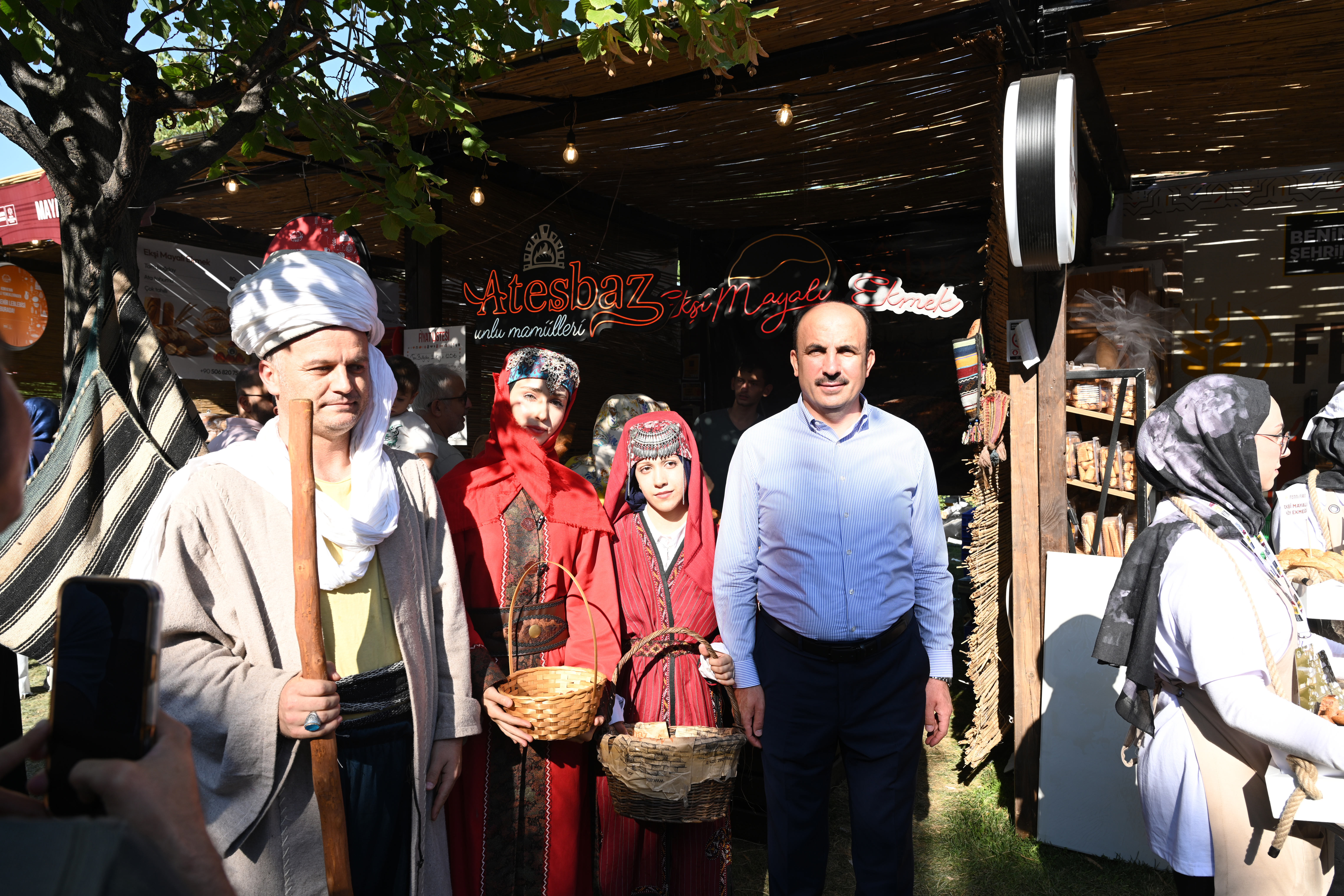 BAŞKAN ALTAY, 4. GASTROFEST’E KATILAN ZİYARETÇİLERE, ŞEFLERE VE ESNAFA TEŞEKKÜR ETTİ